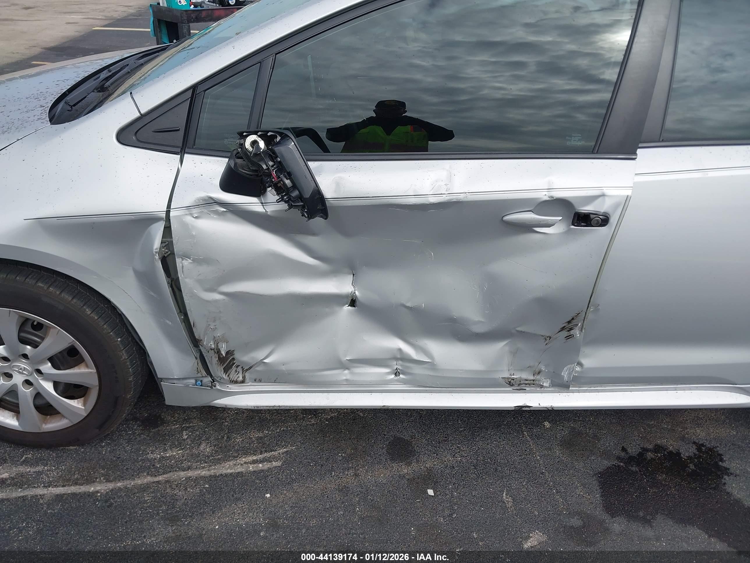 TOYOTA COROLLA image 6