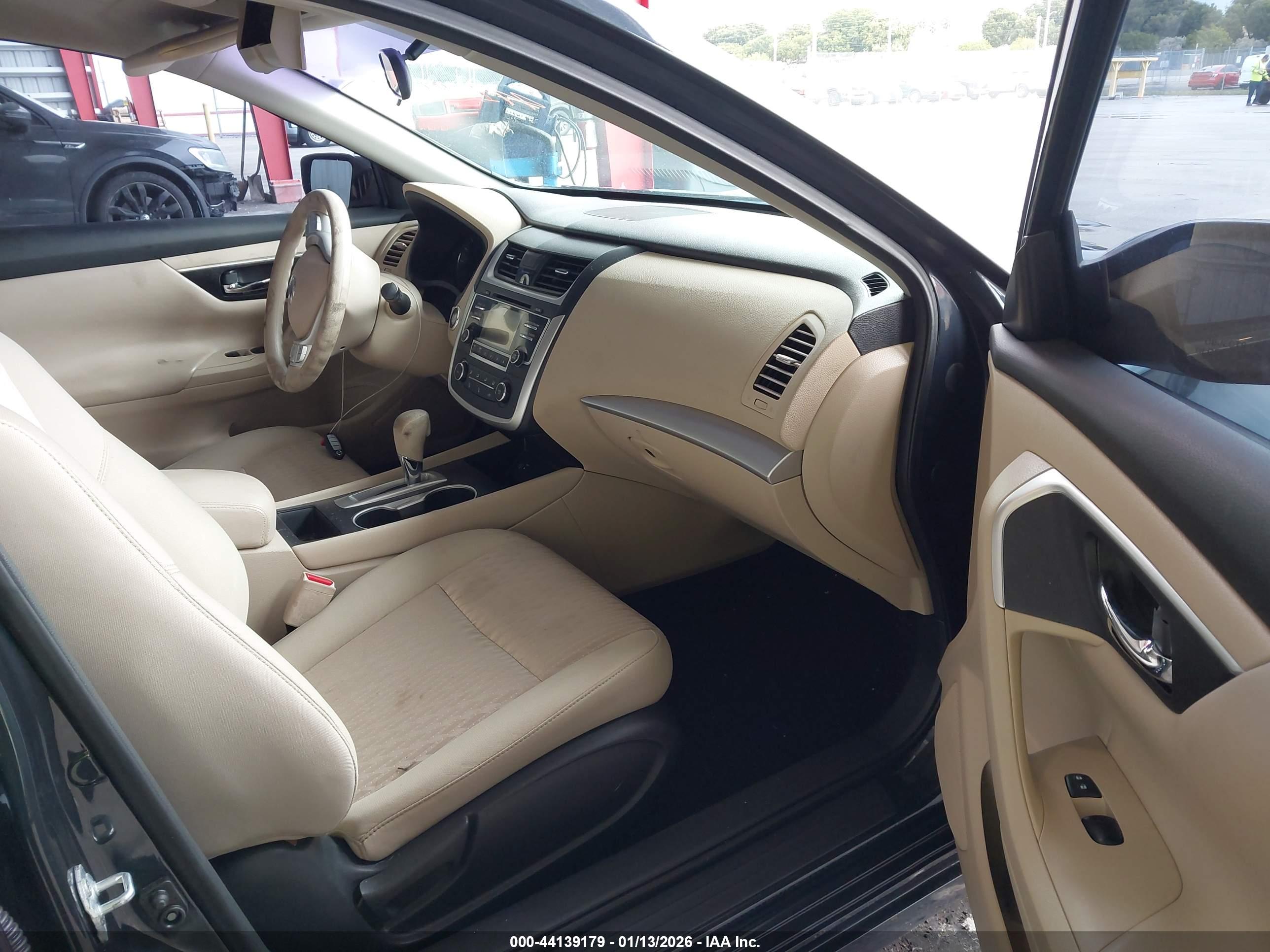 NISSAN ALTIMA image 5