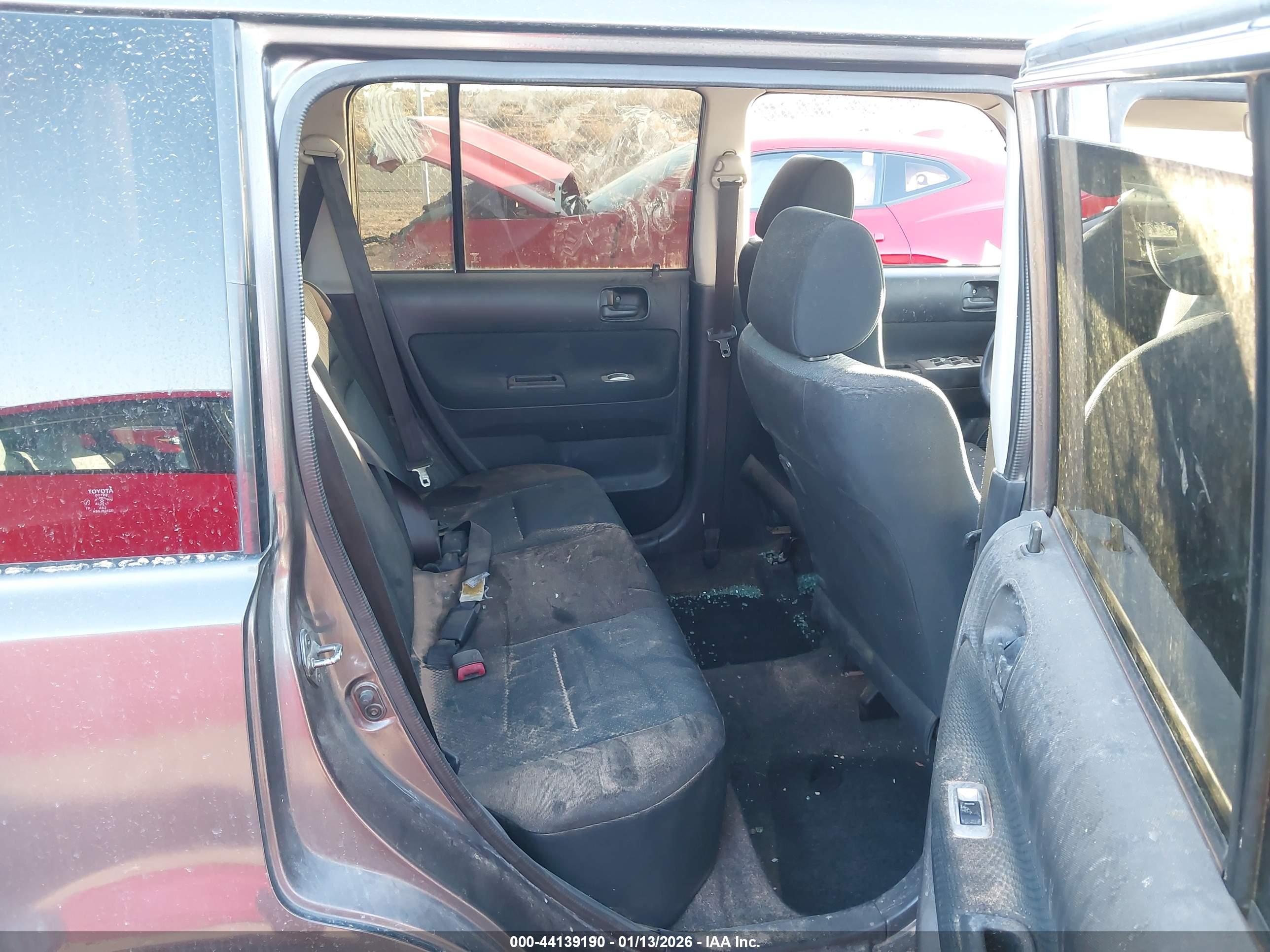 SCION XB image 8