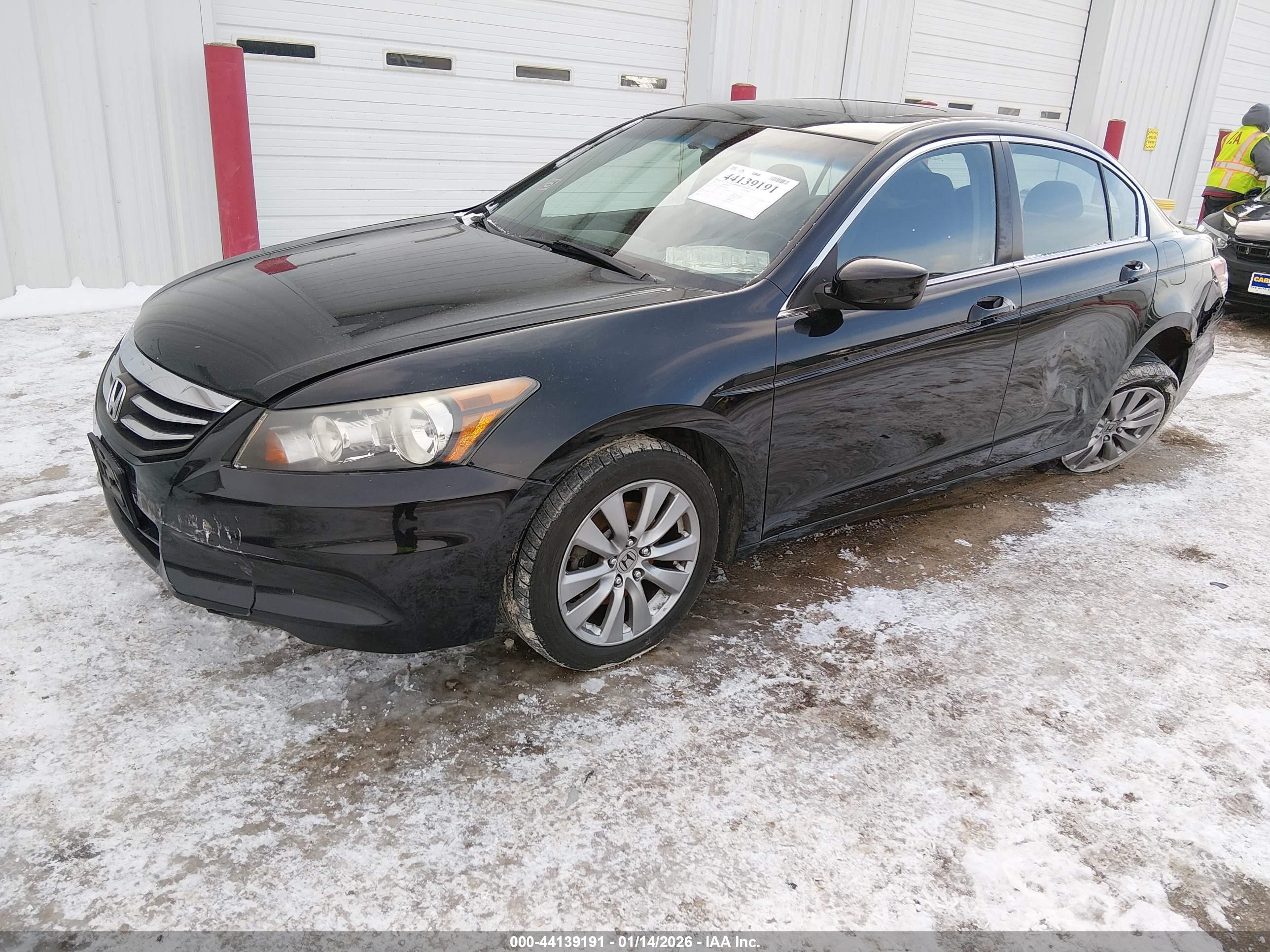 HONDA ACCORD image 2