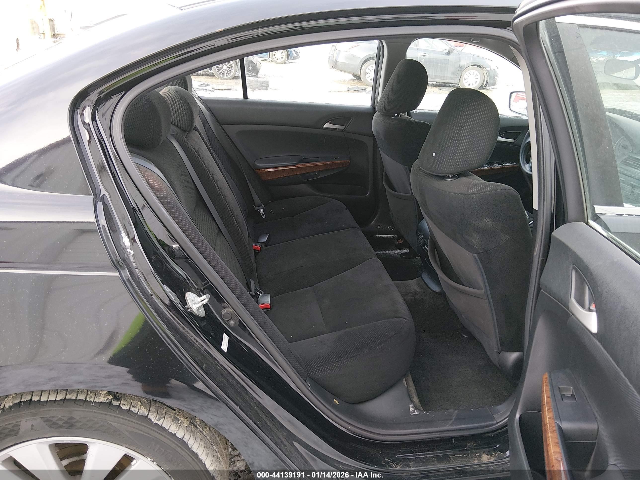 HONDA ACCORD image 8
