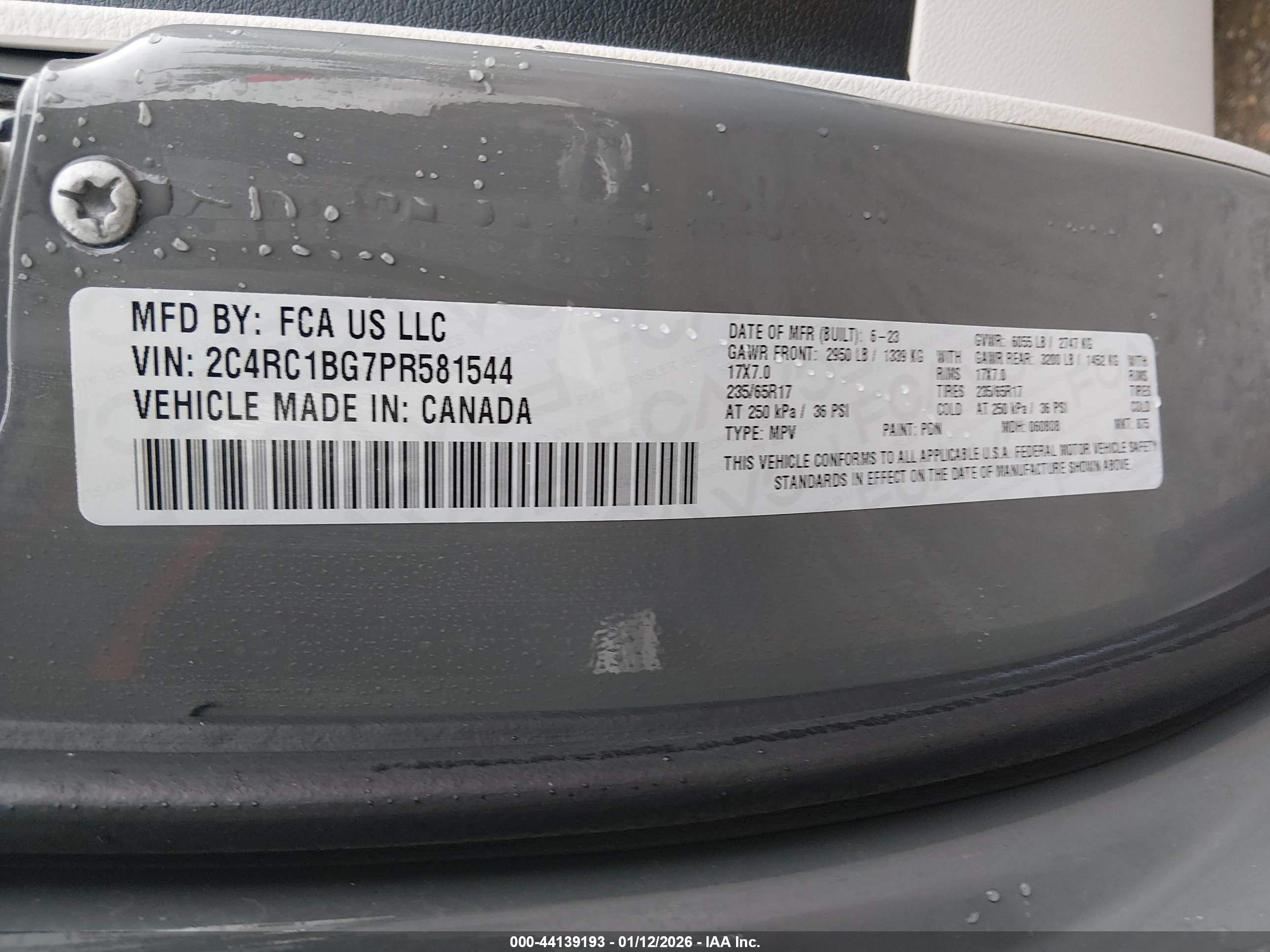 CHRYSLER PACIFICA image 9