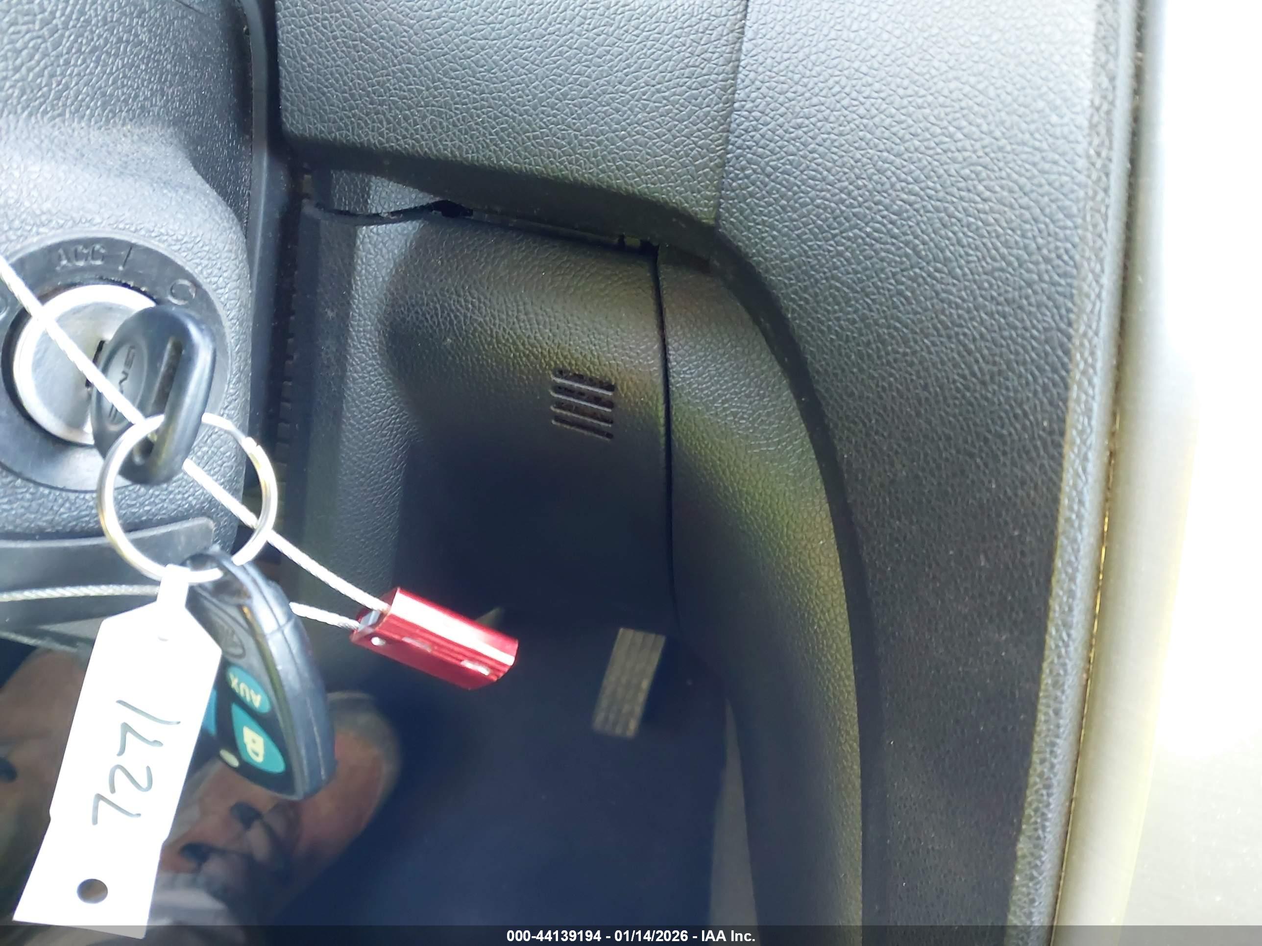 GMC ACADIA image 11