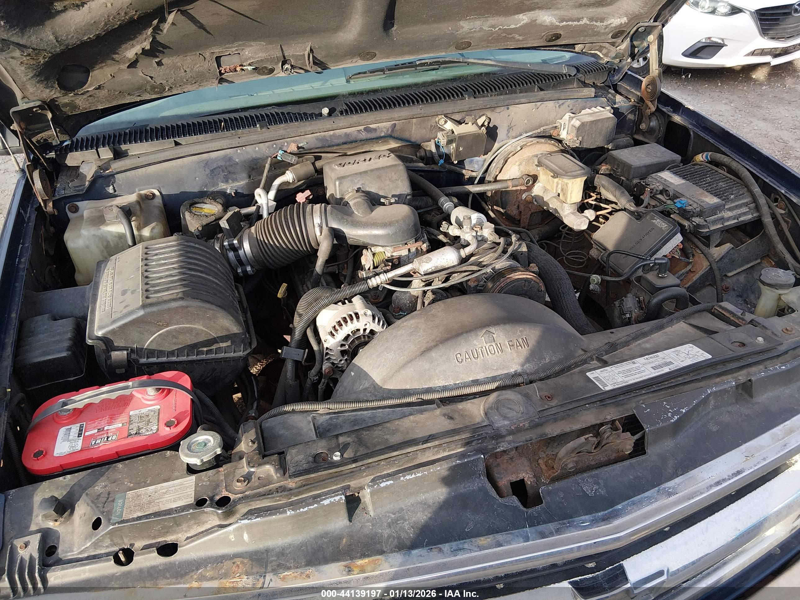 CHEVROLET SUBURBAN image 10