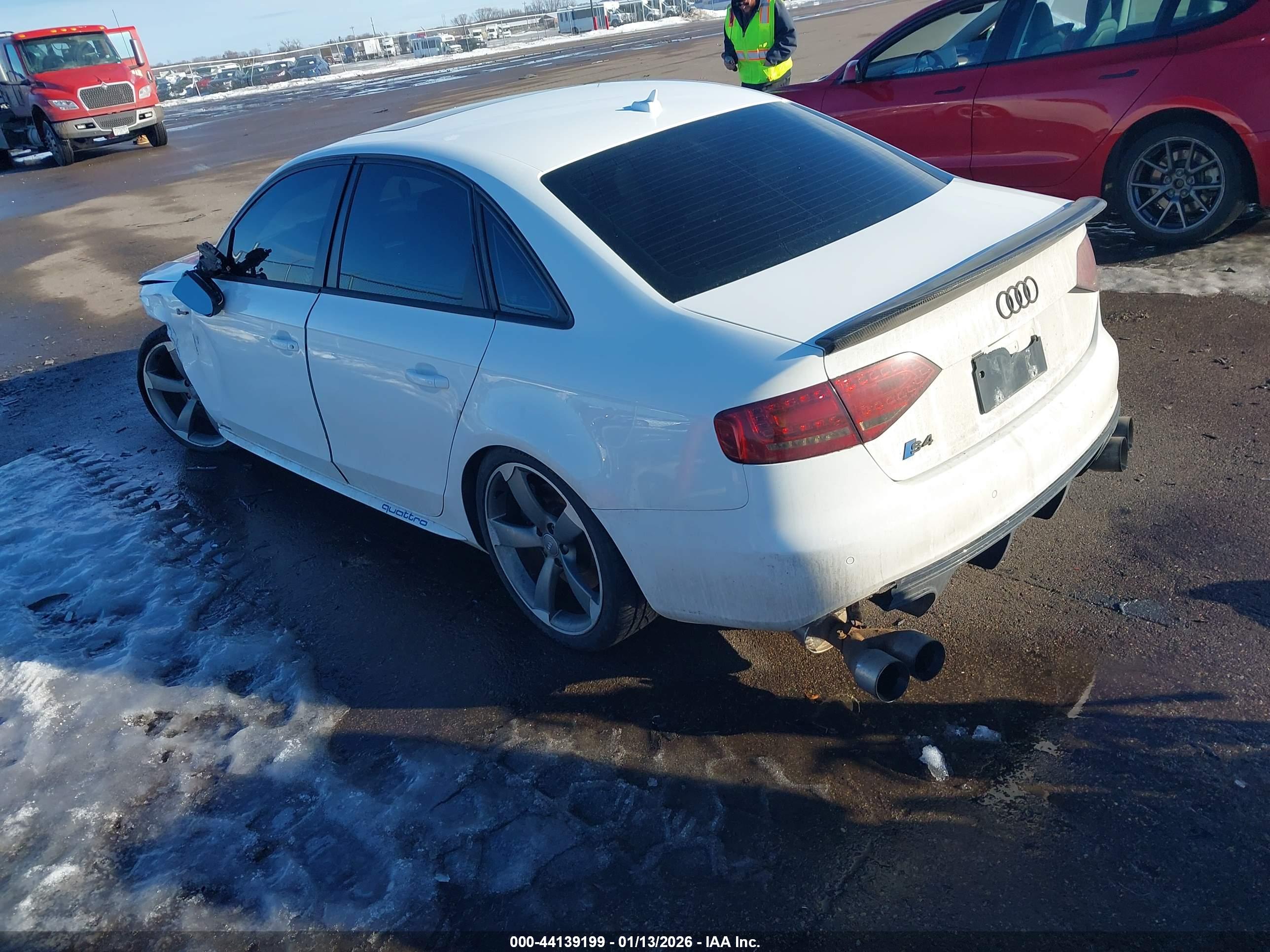 AUDI S4 image 3