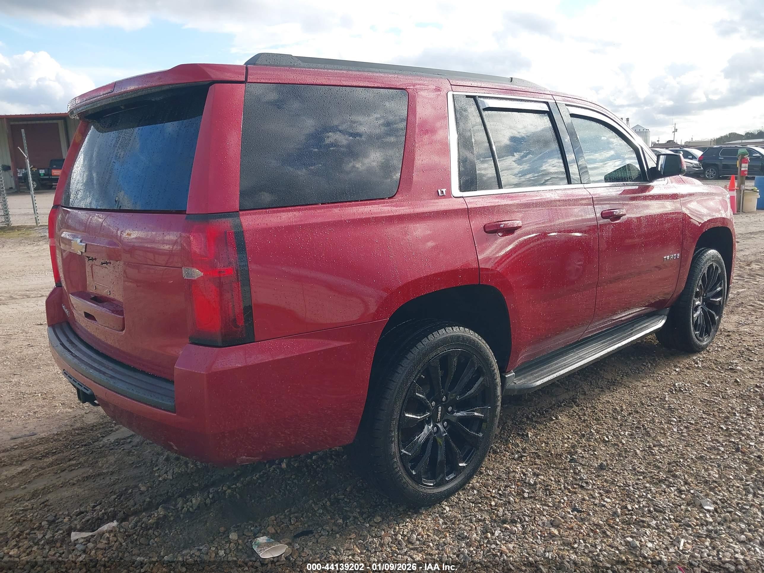 CHEVROLET TAHOE image 4