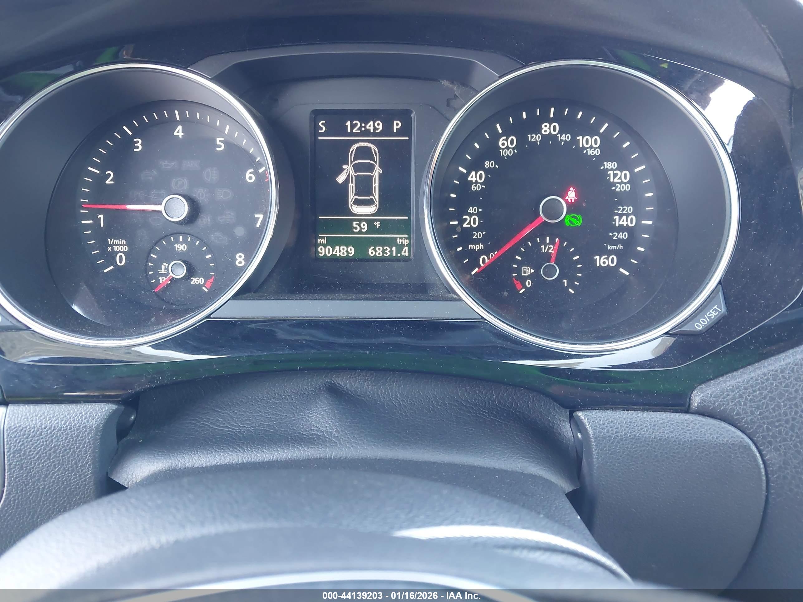 VOLKSWAGEN JETTA image 7