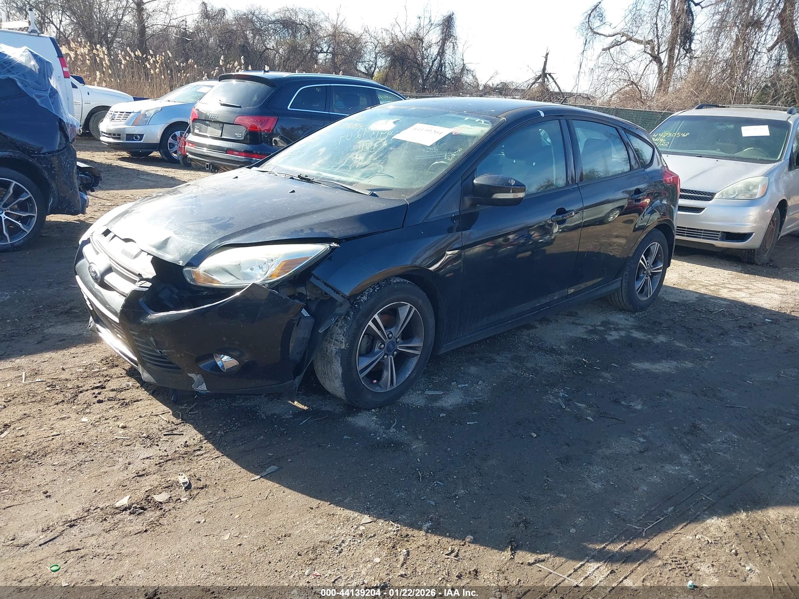 FORD FOCUS image 2