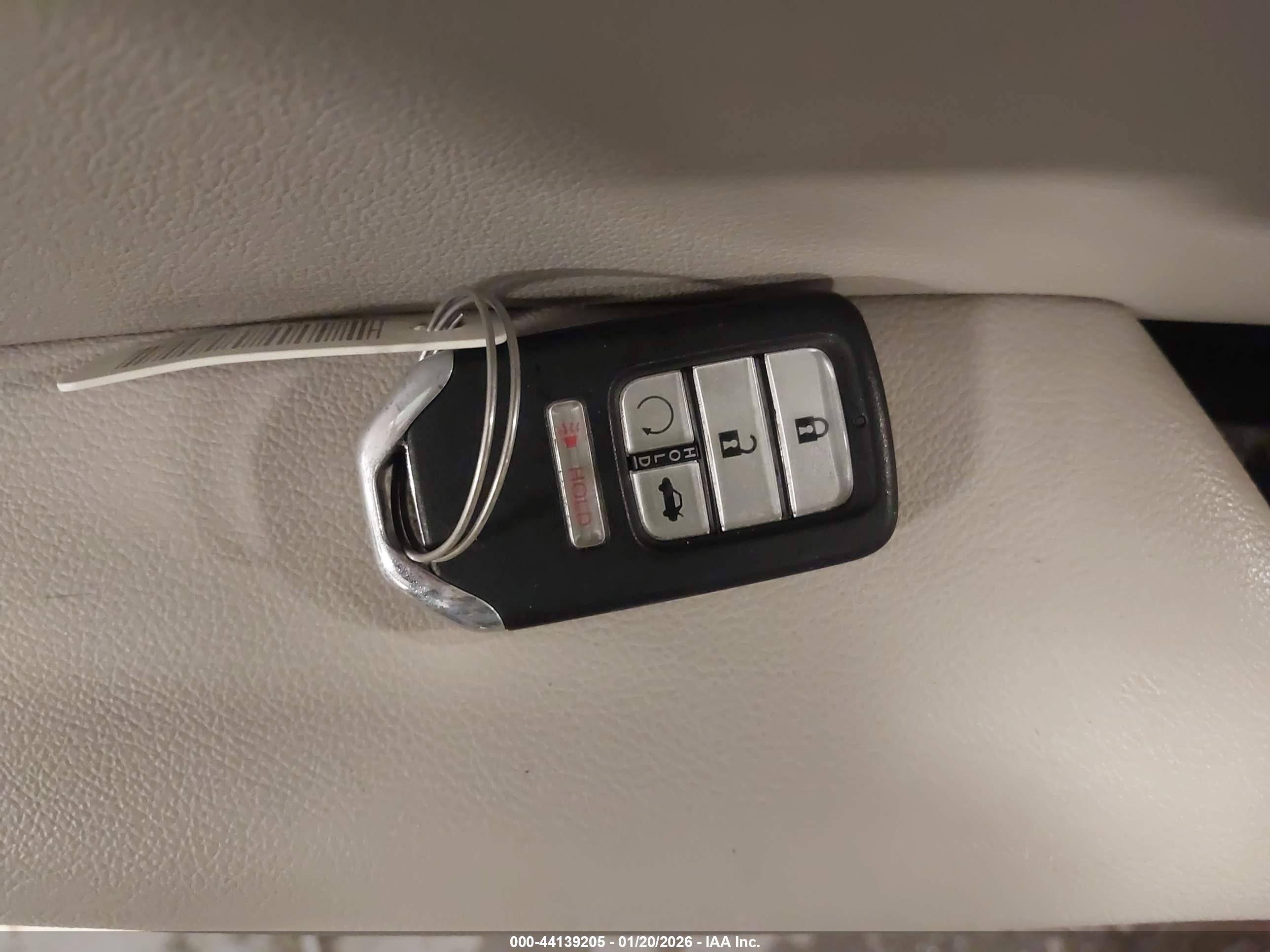 HONDA ACCORD image 11