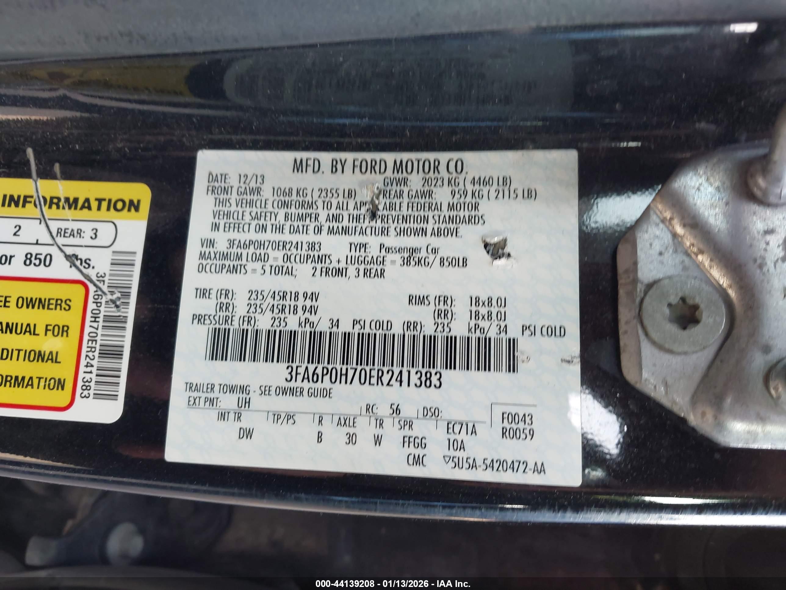 FORD FUSION image 9