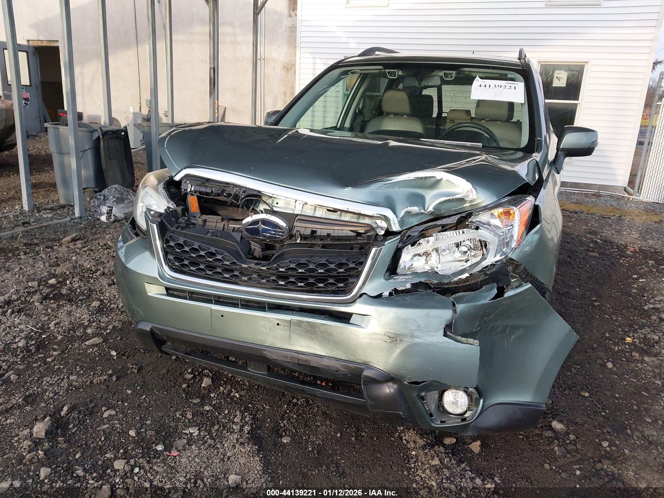 SUBARU FORESTER image 6