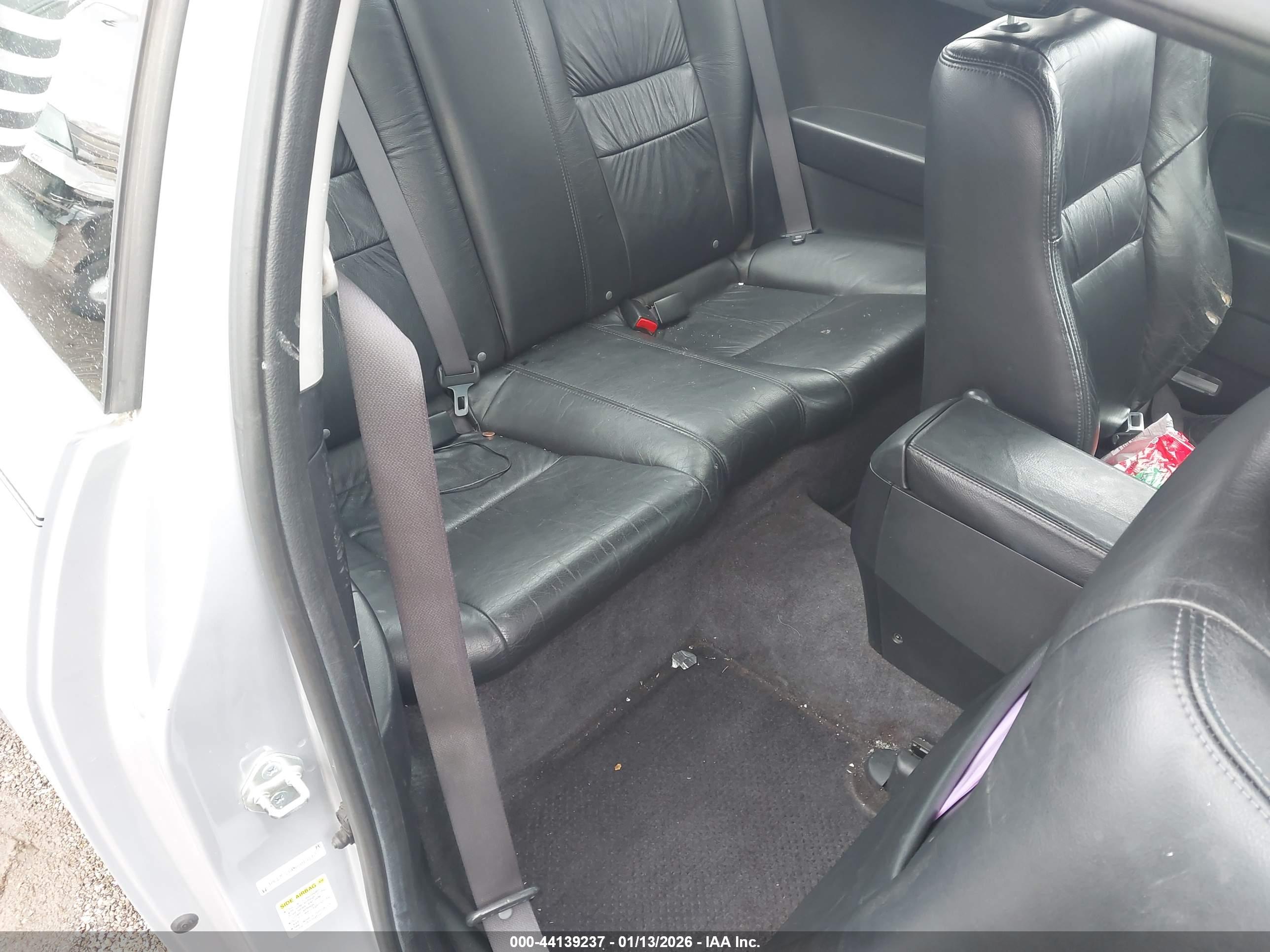 HONDA ACCORD image 8