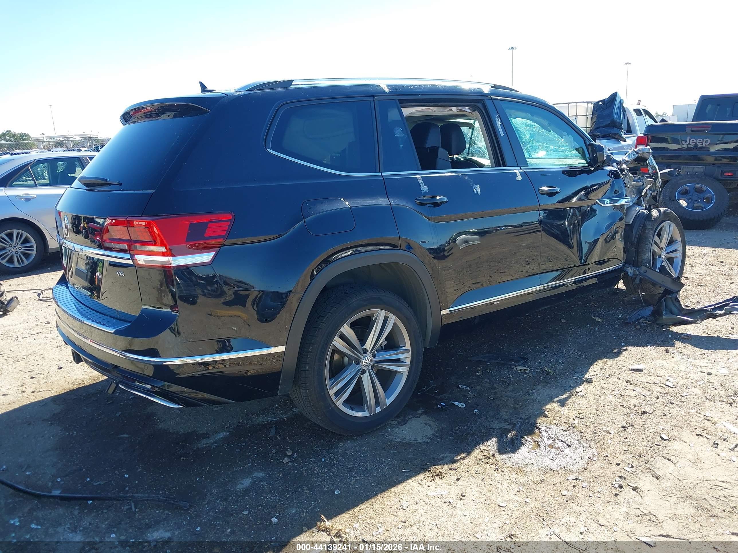 VOLKSWAGEN ATLAS image 4