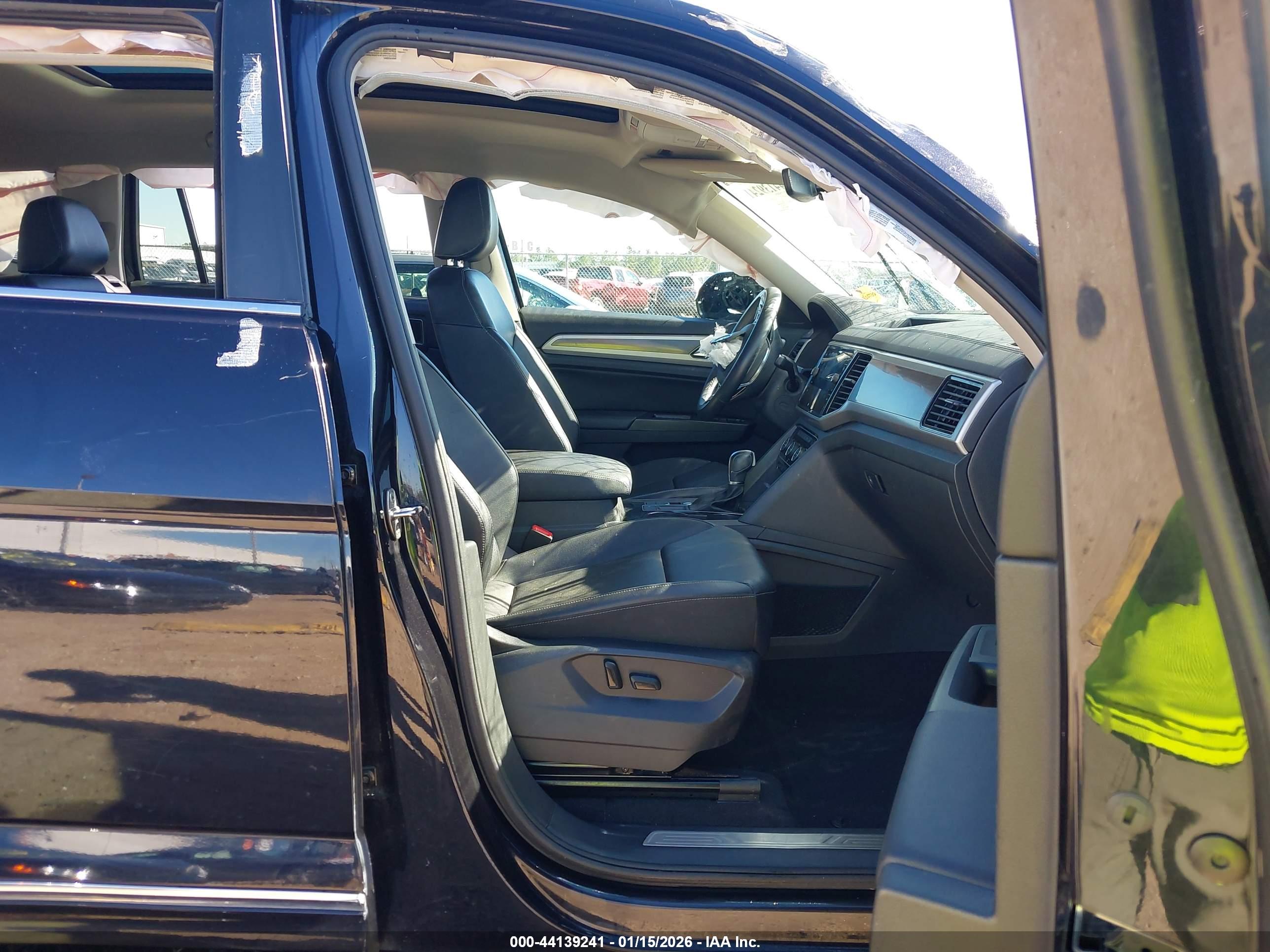 VOLKSWAGEN ATLAS image 5