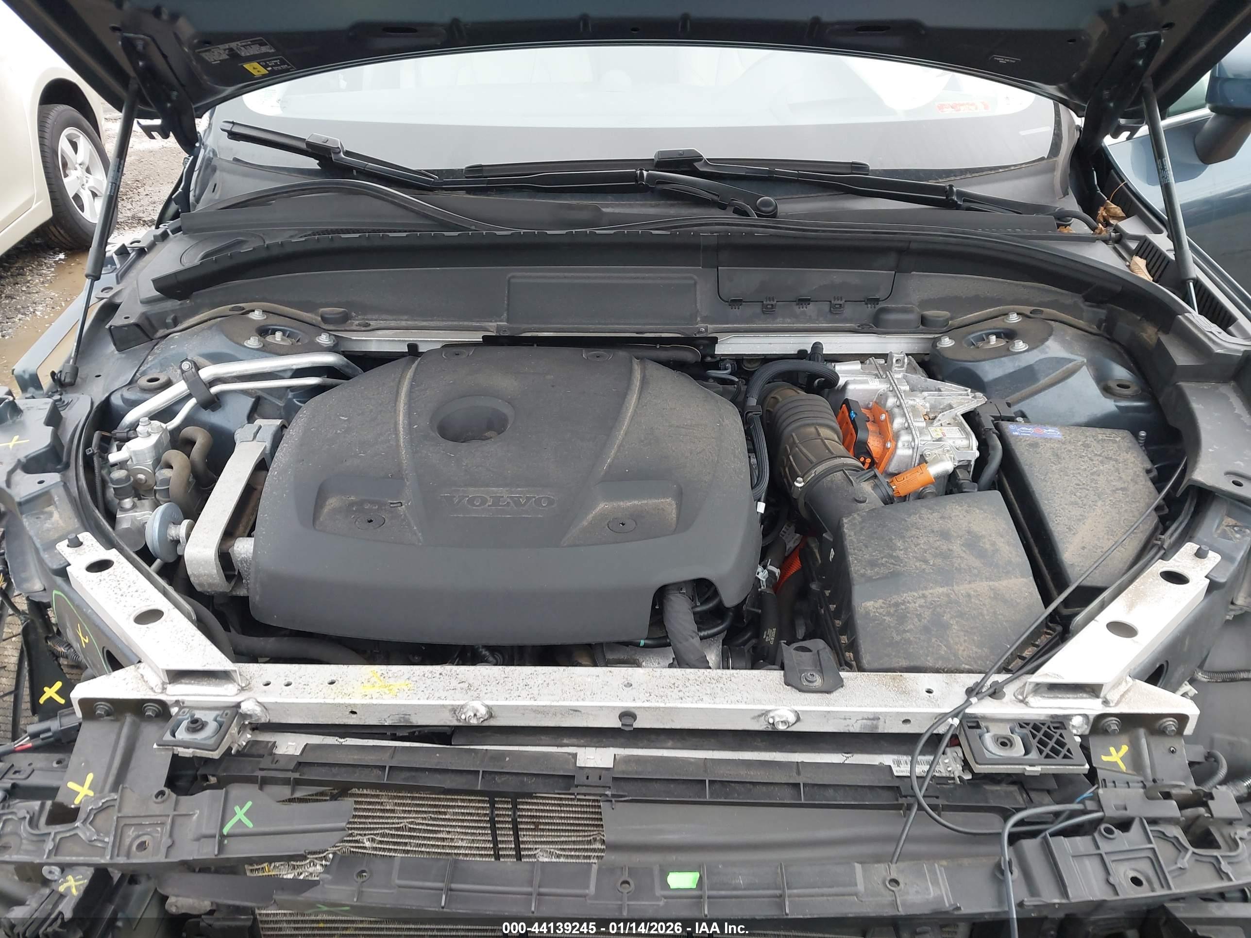VOLVO XC60 image 10