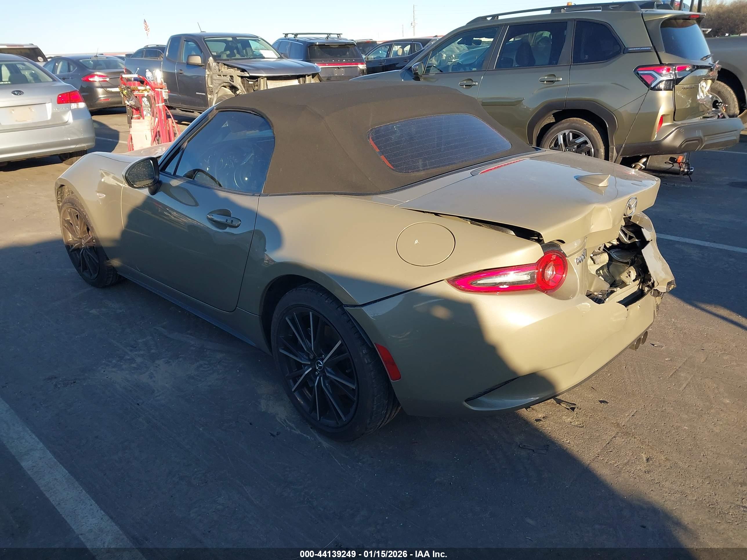MAZDA MX-5 image 3