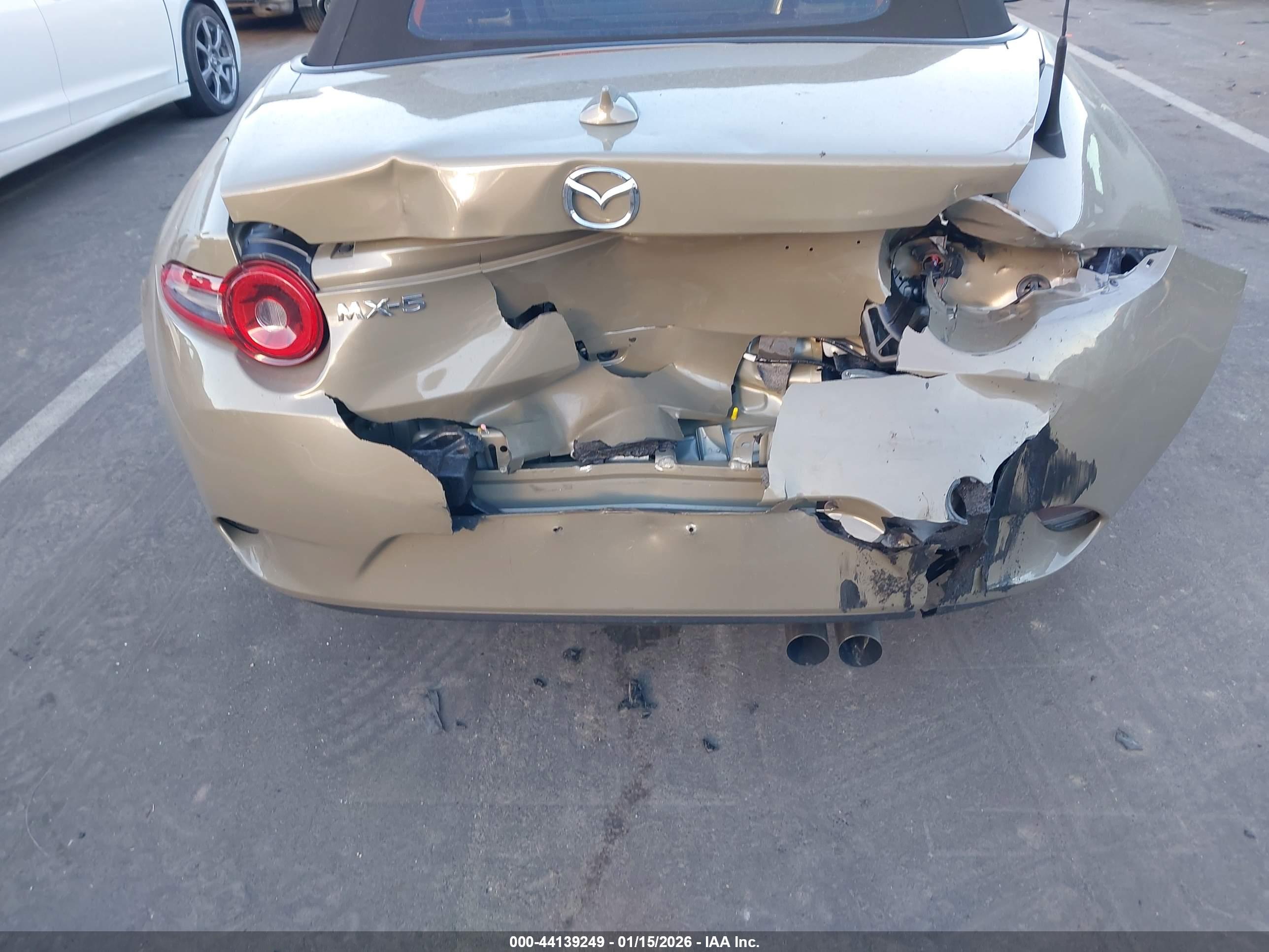 MAZDA MX-5 image 6