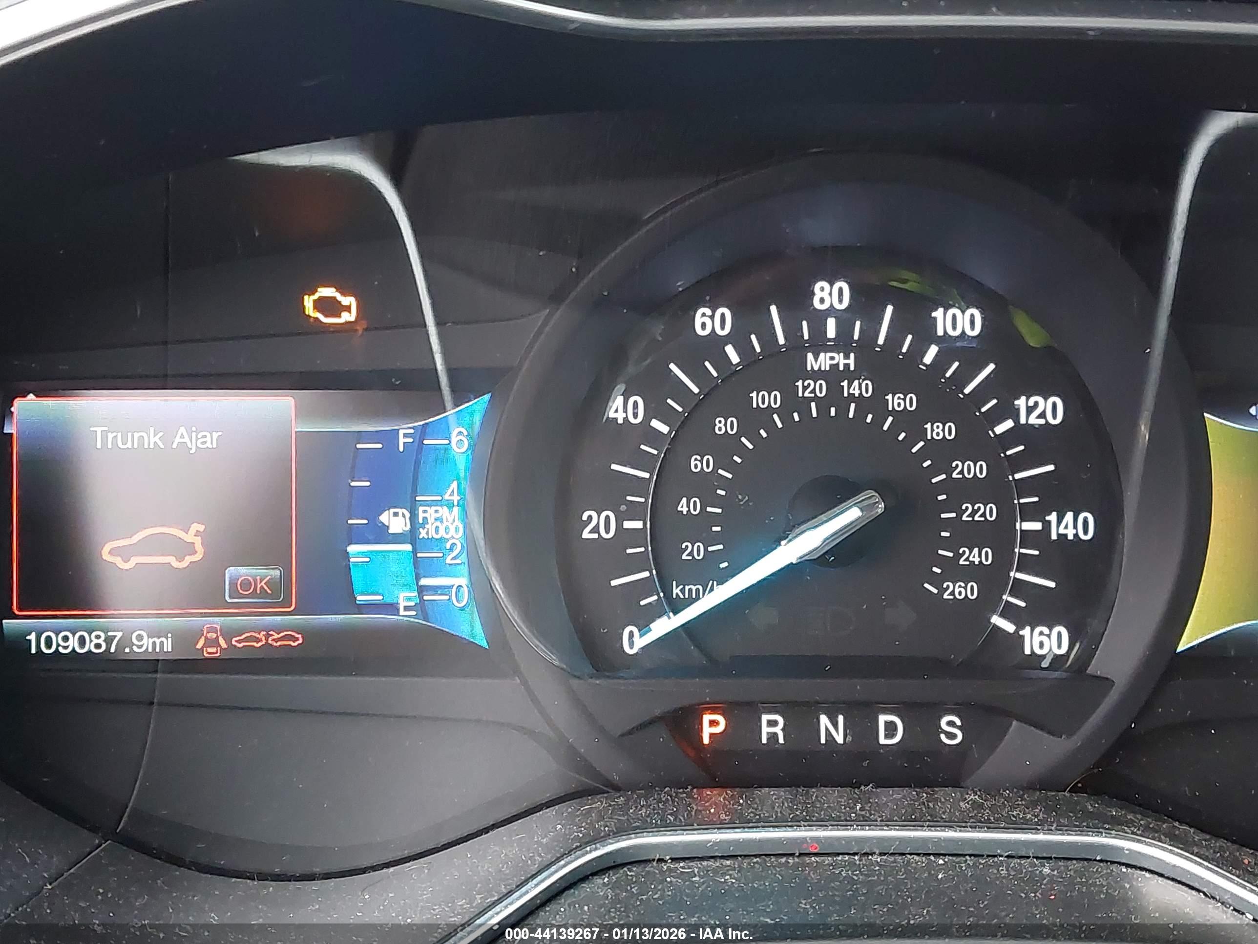 FORD FUSION image 7