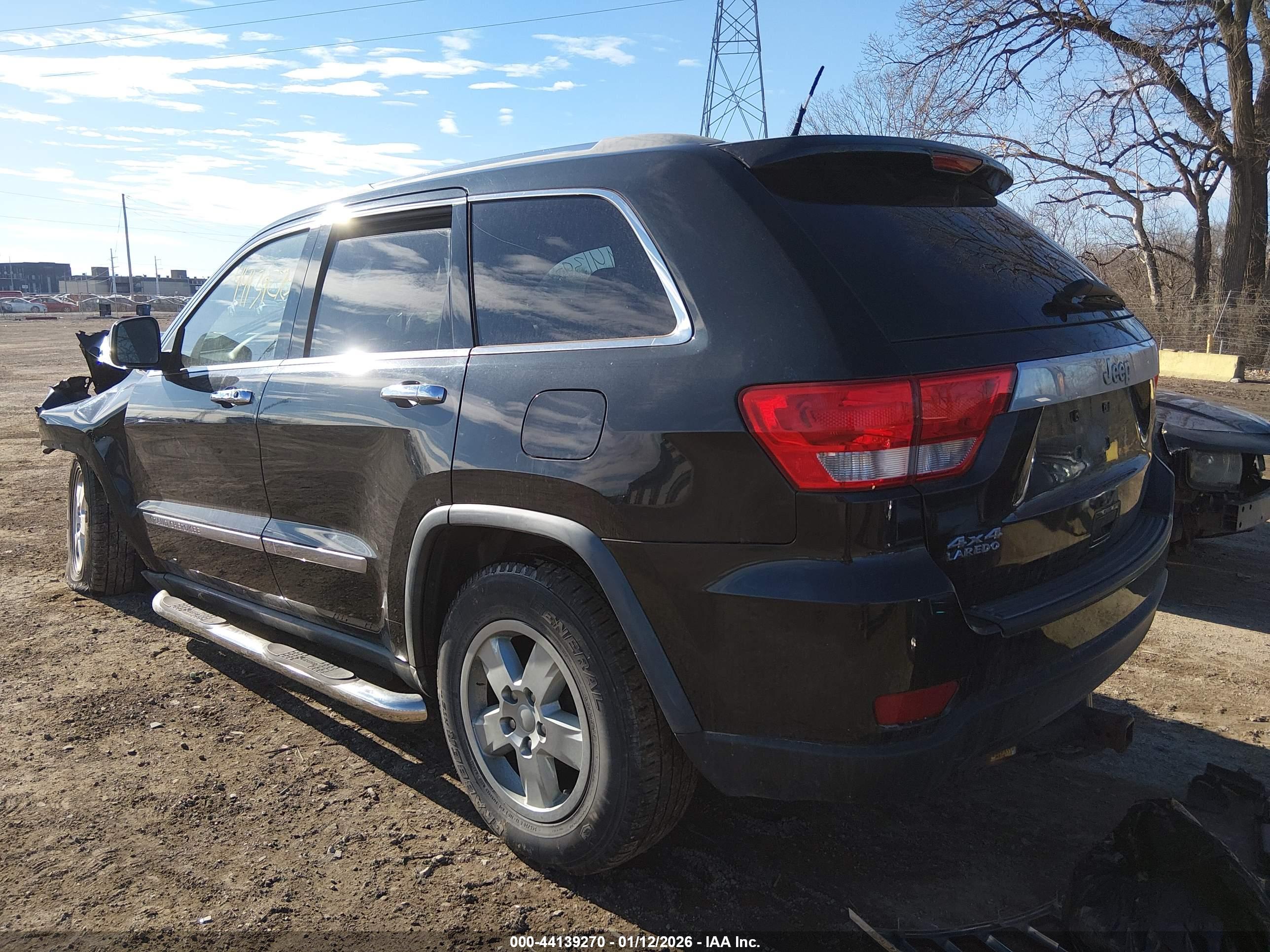 JEEP GRAND image 3
