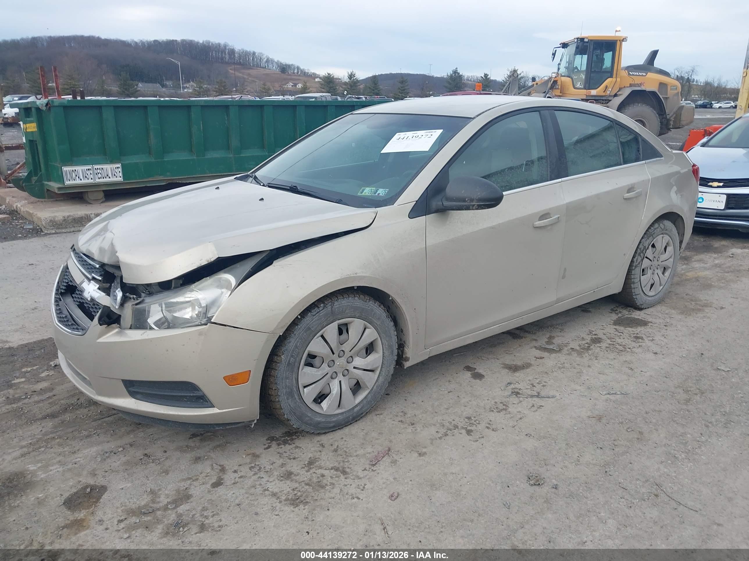 CHEVROLET CRUZE image 2