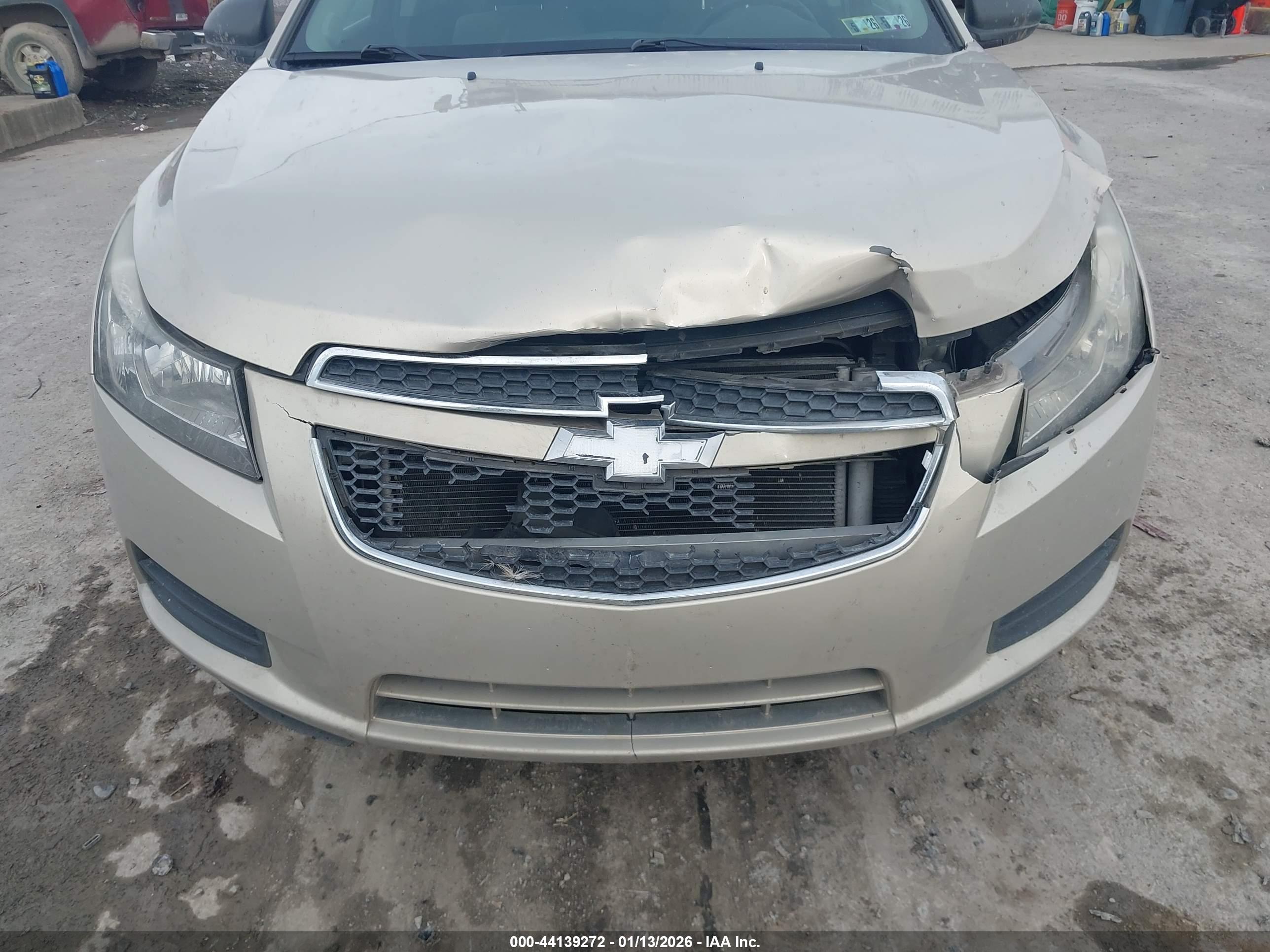 CHEVROLET CRUZE image 6