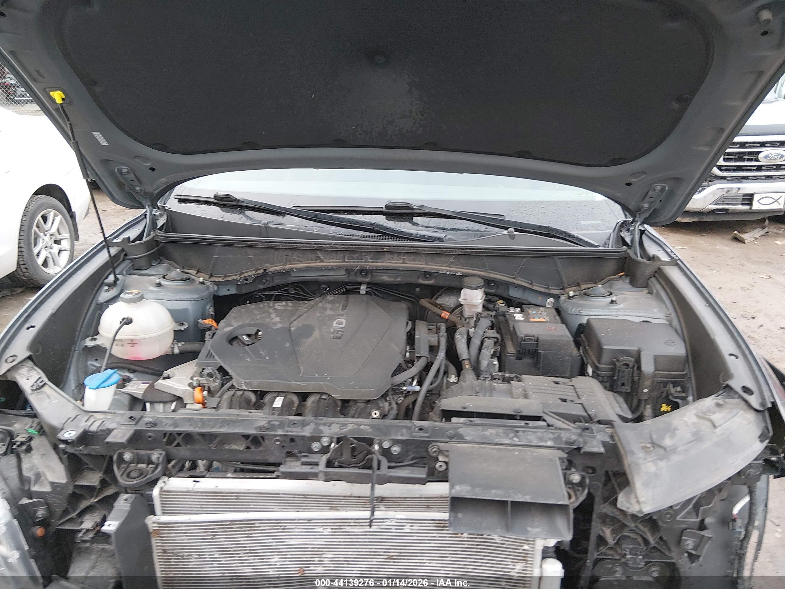 HYUNDAI TUCSON image 10