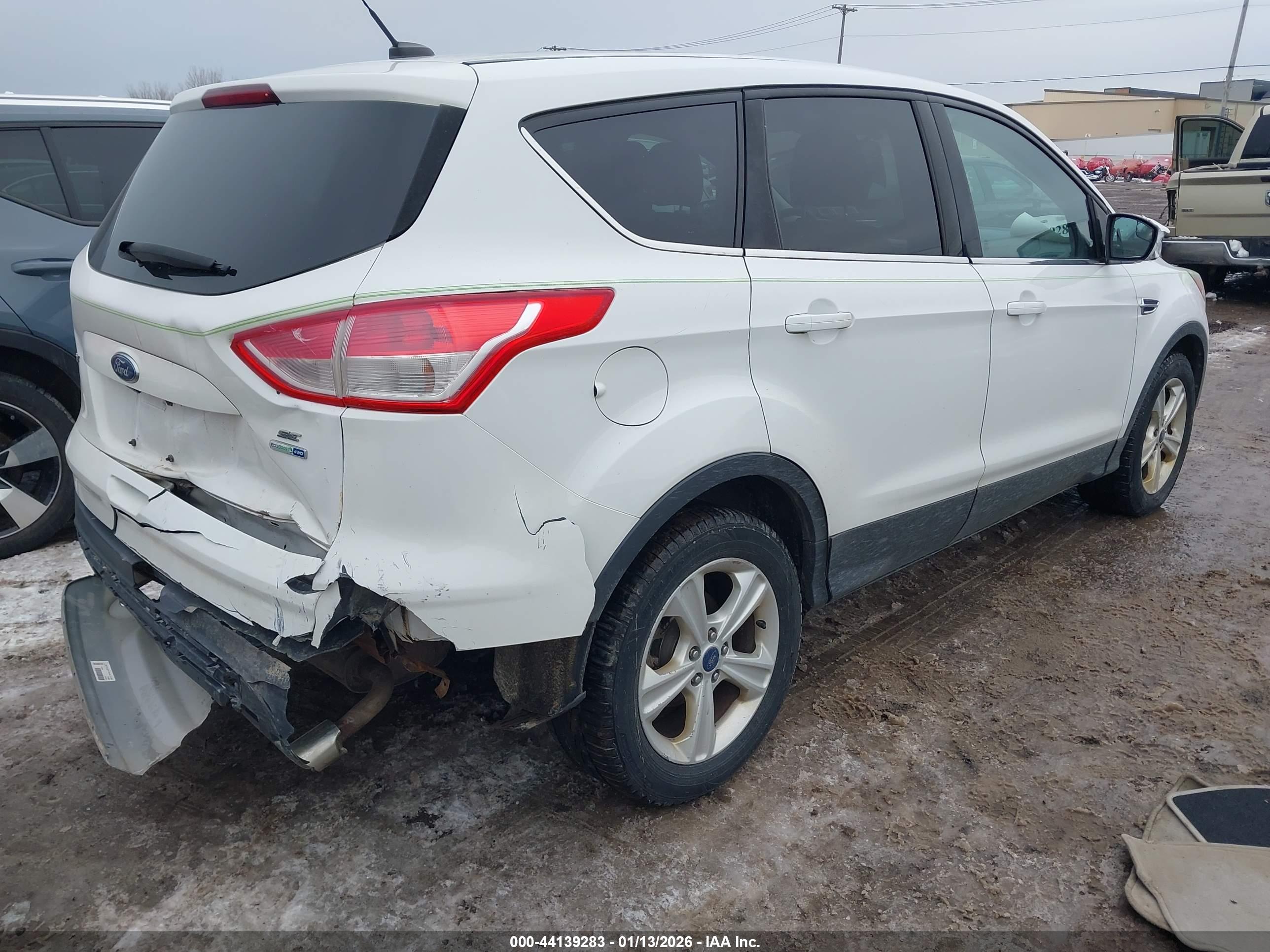 FORD ESCAPE image 4
