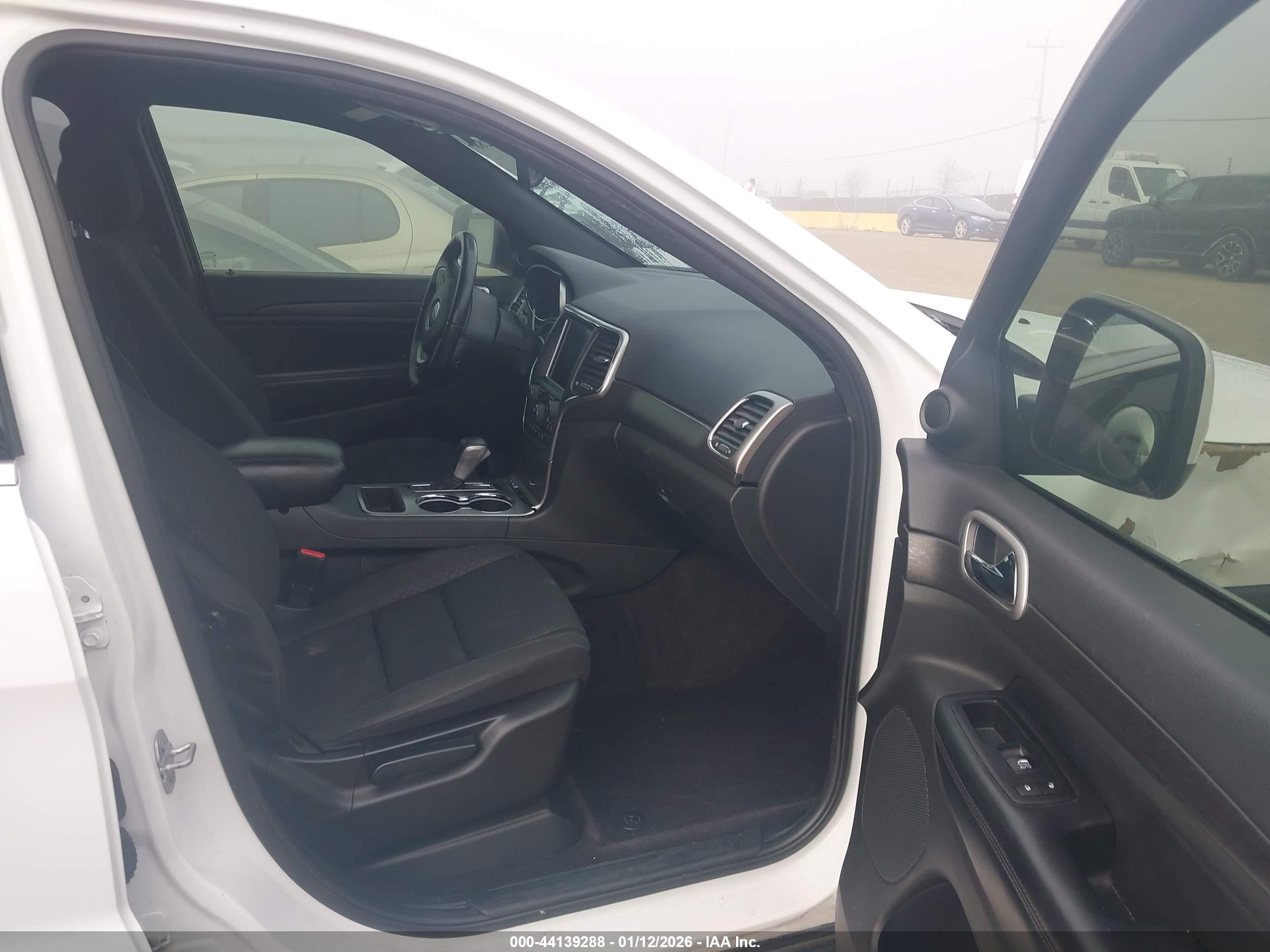 JEEP GRAND image 5