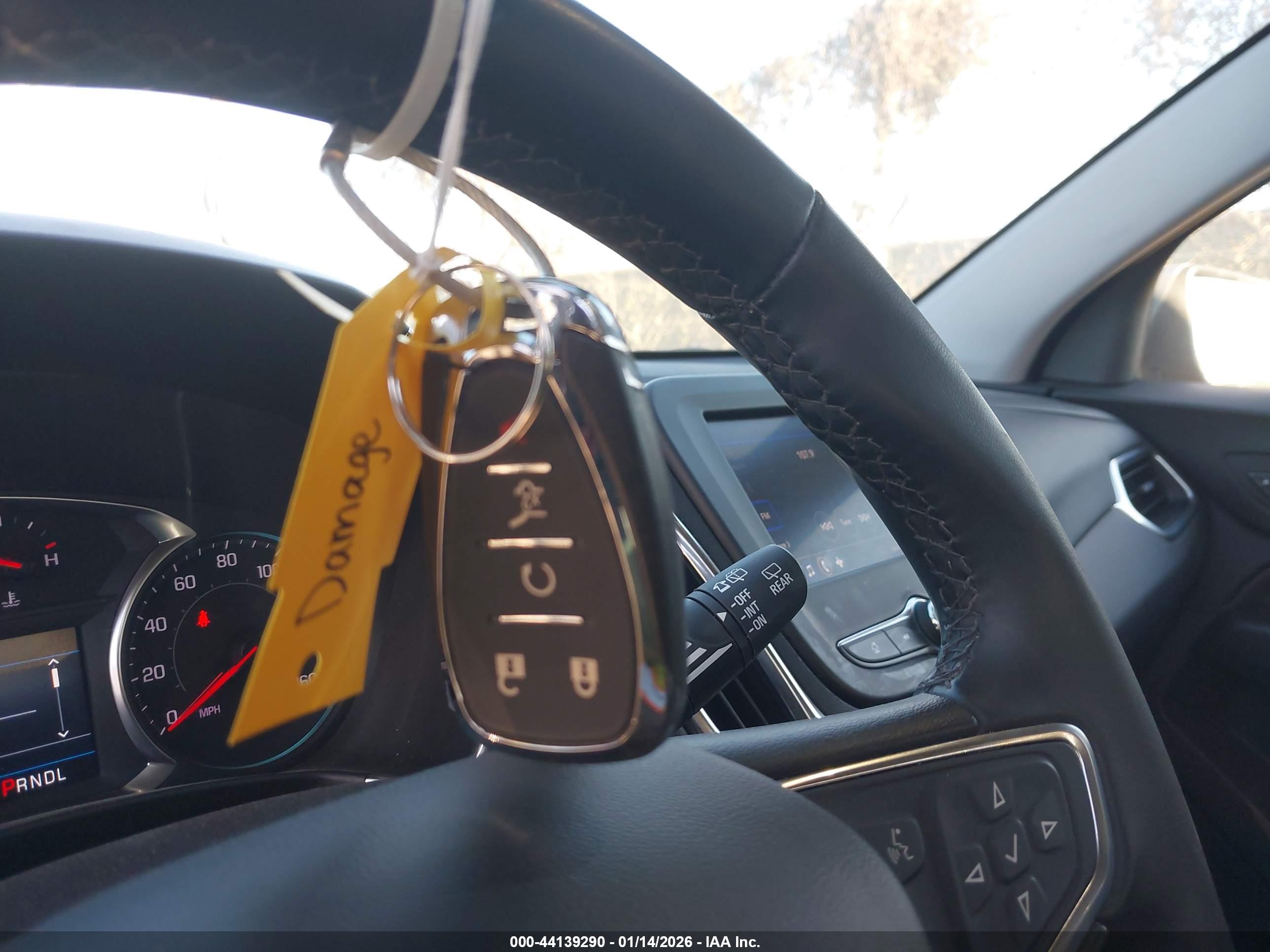 CHEVROLET EQUINOX image 11