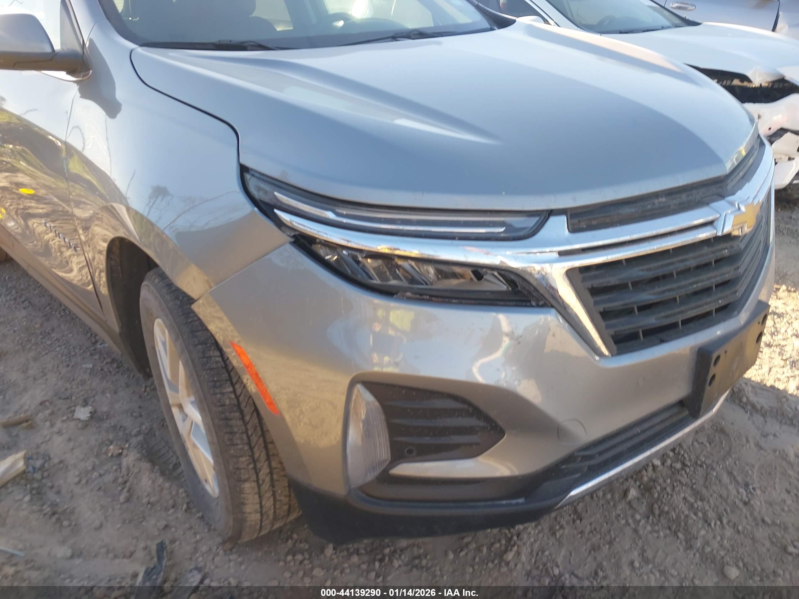CHEVROLET EQUINOX image 6