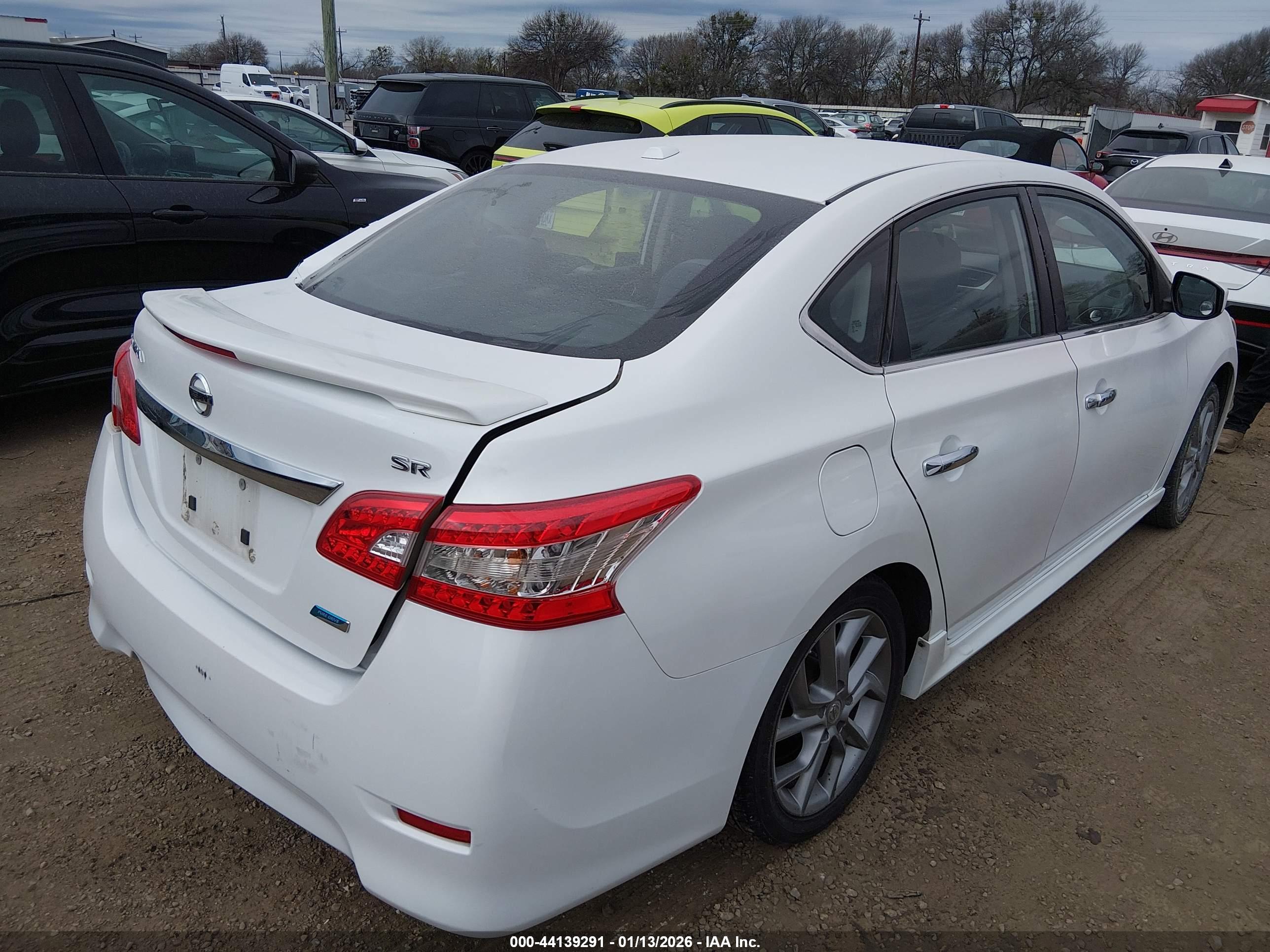 NISSAN SENTRA image 4