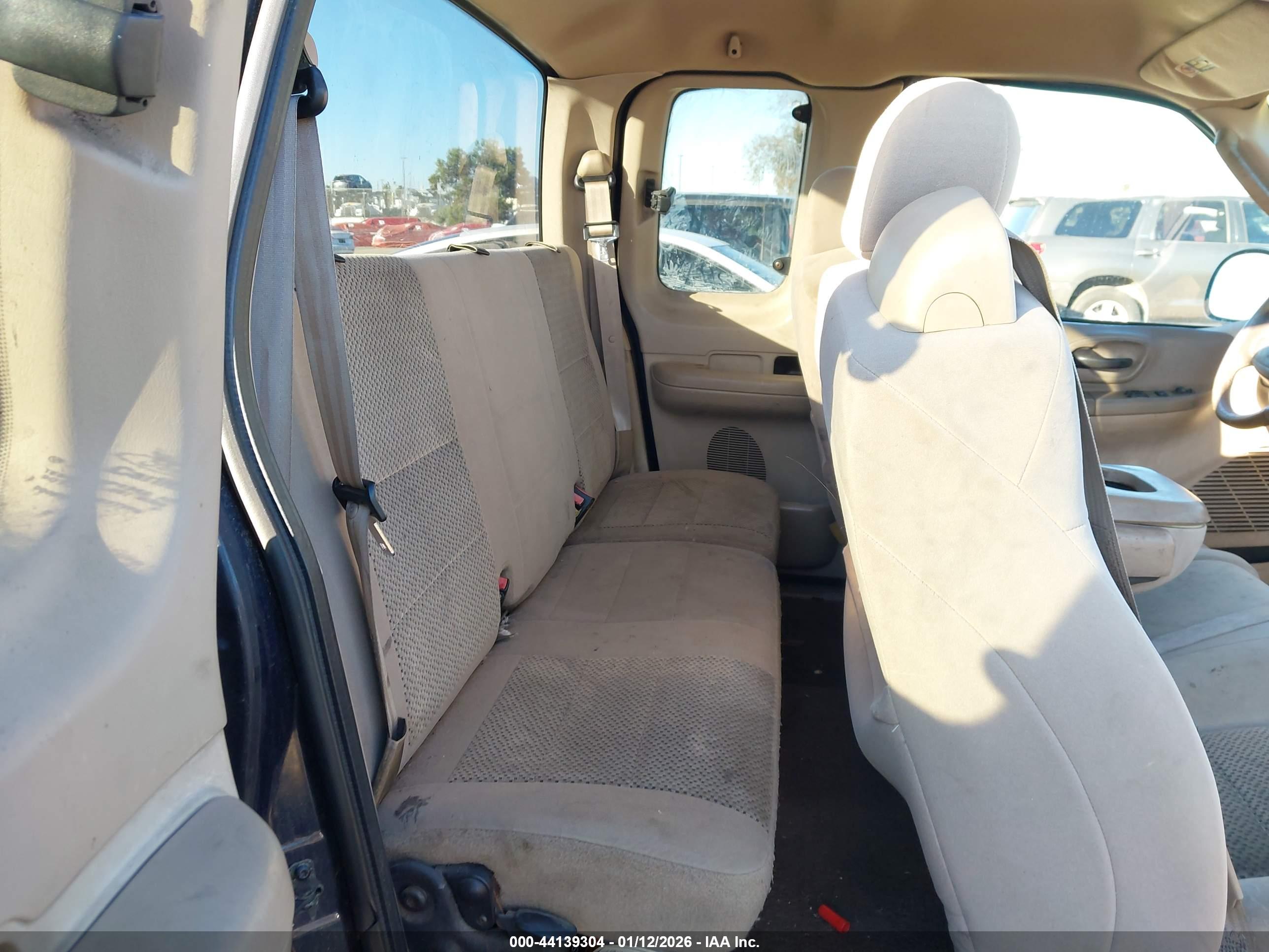 FORD F-150 image 8