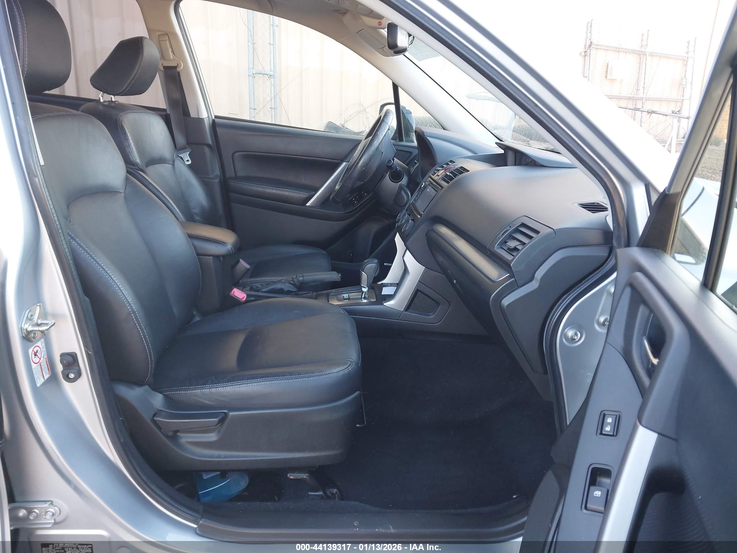 SUBARU FORESTER image 5