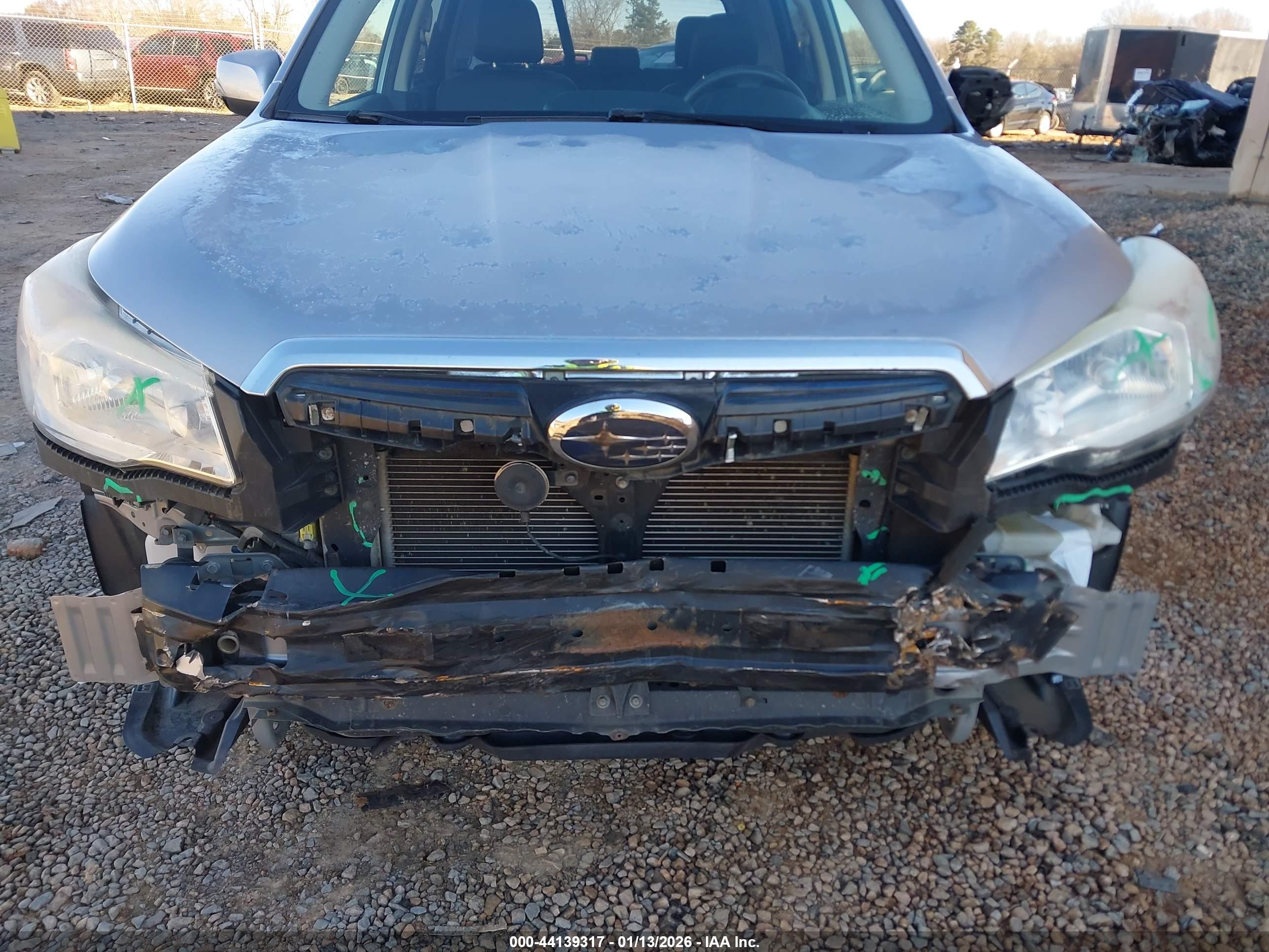 SUBARU FORESTER image 6