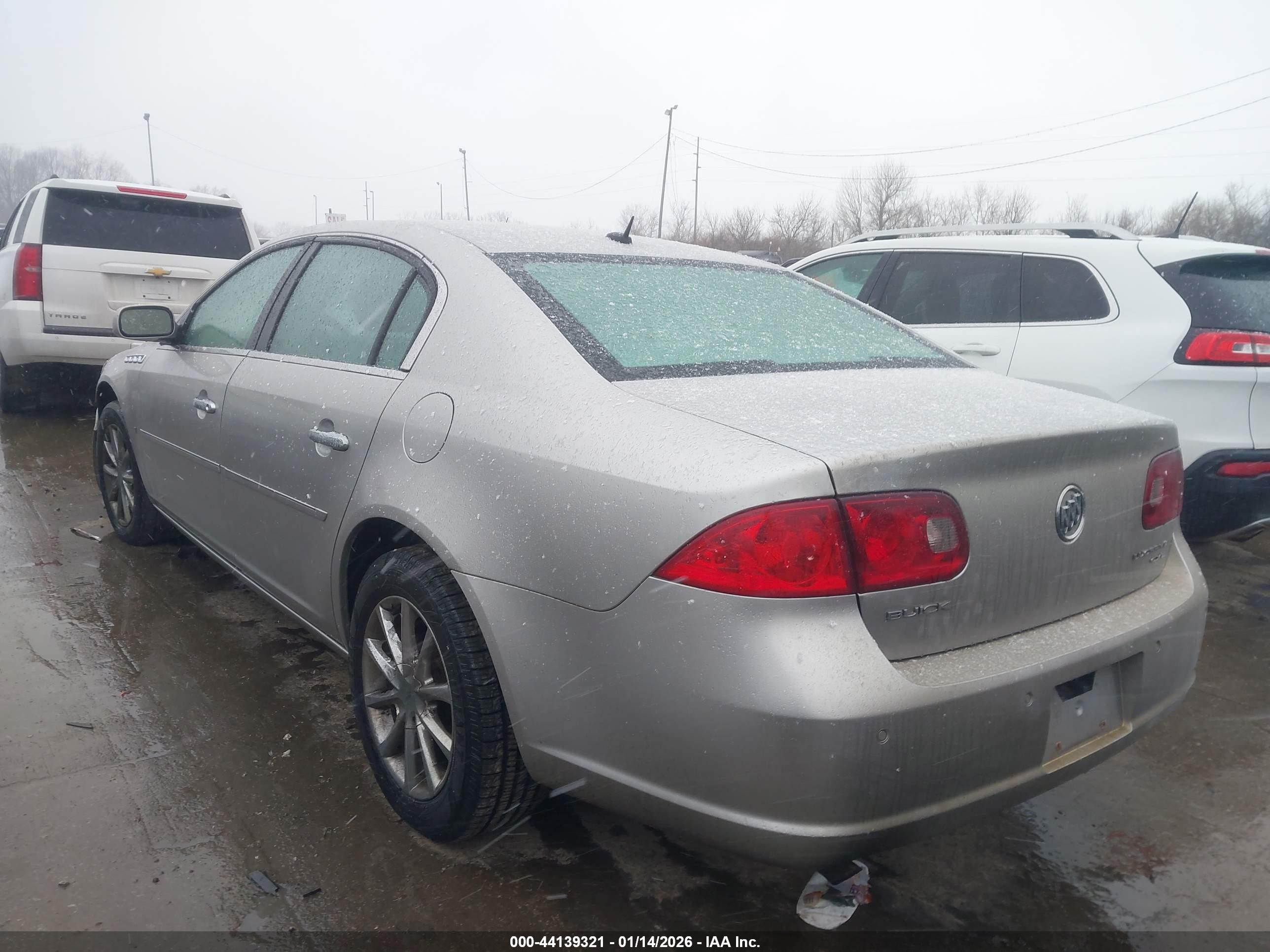 BUICK LUCERNE image 3
