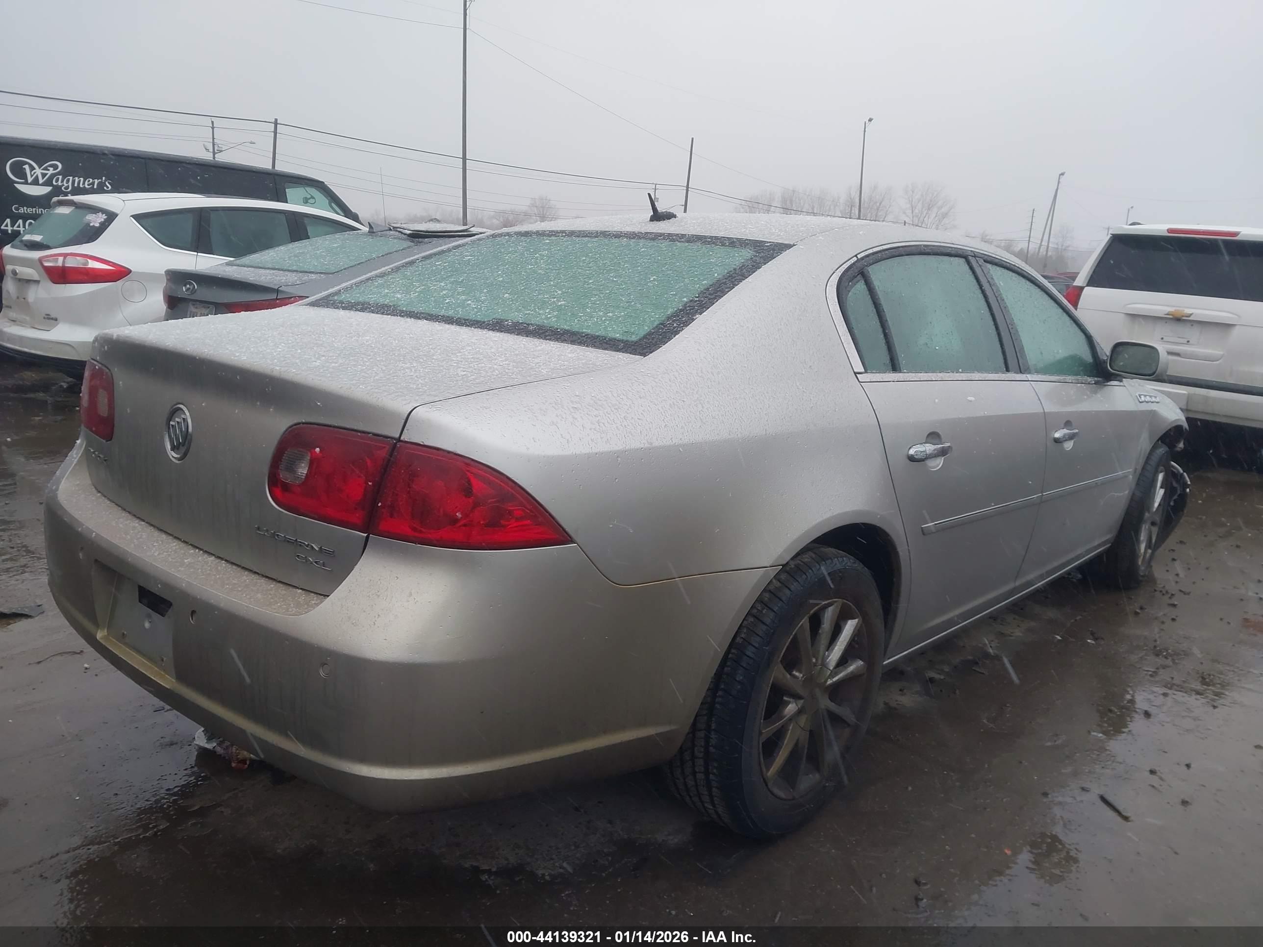 BUICK LUCERNE image 4