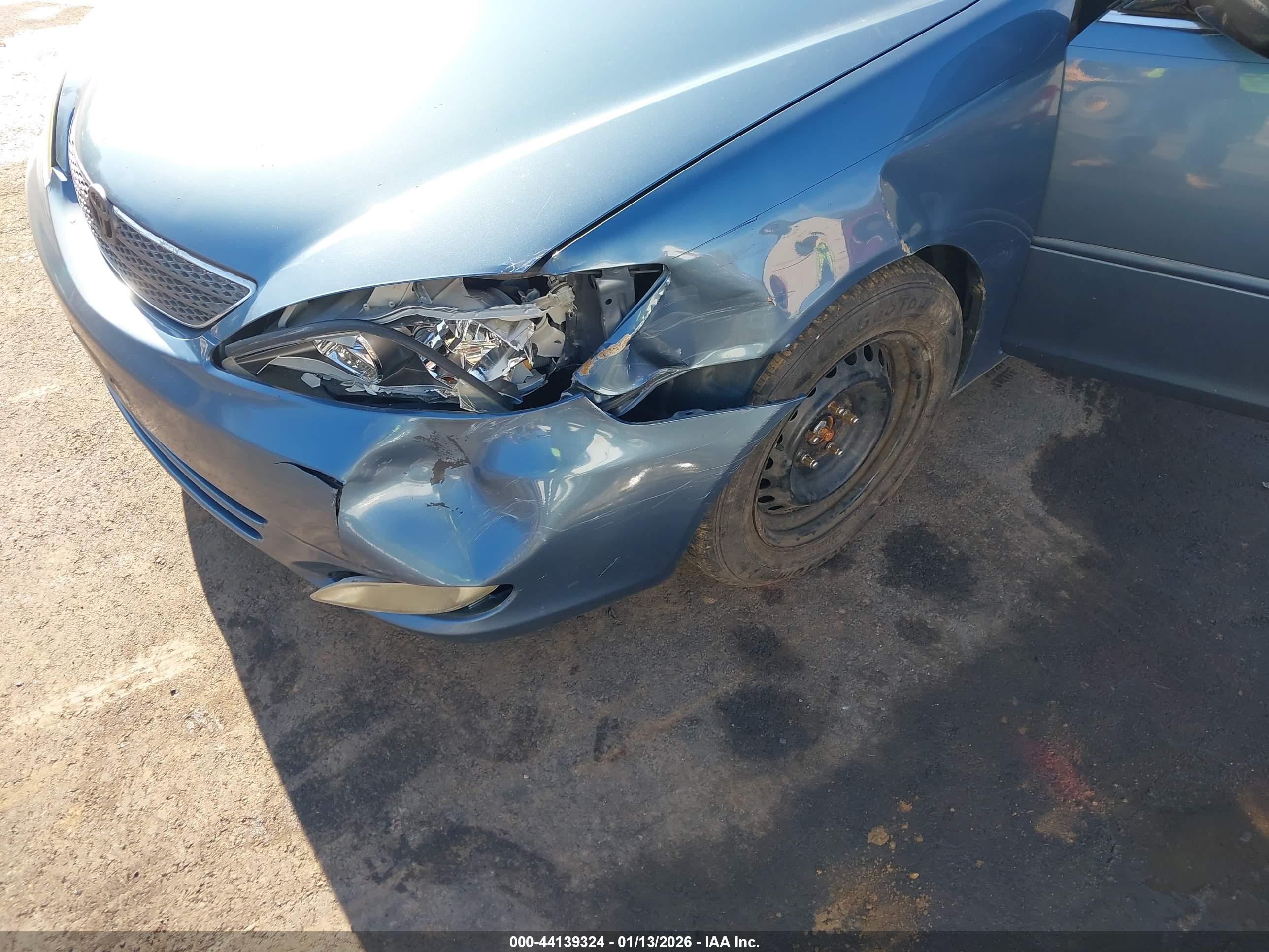 TOYOTA CAMRY image 6