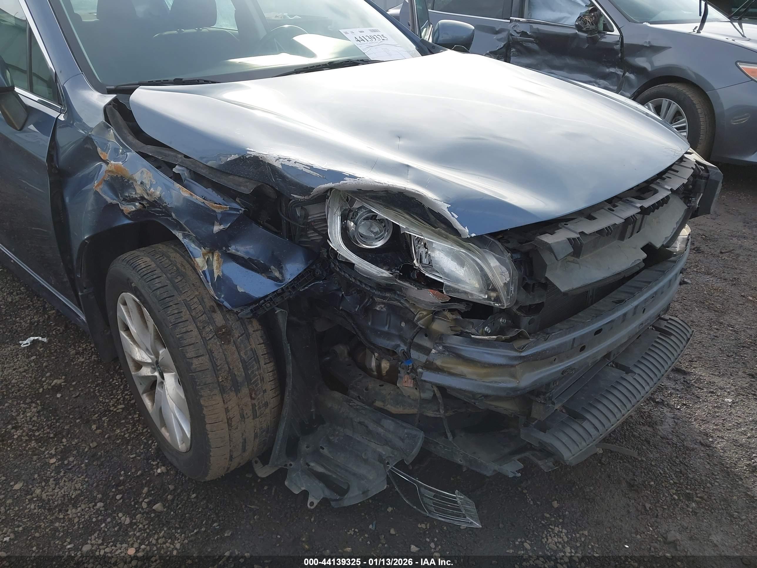 SUBARU LEGACY image 6