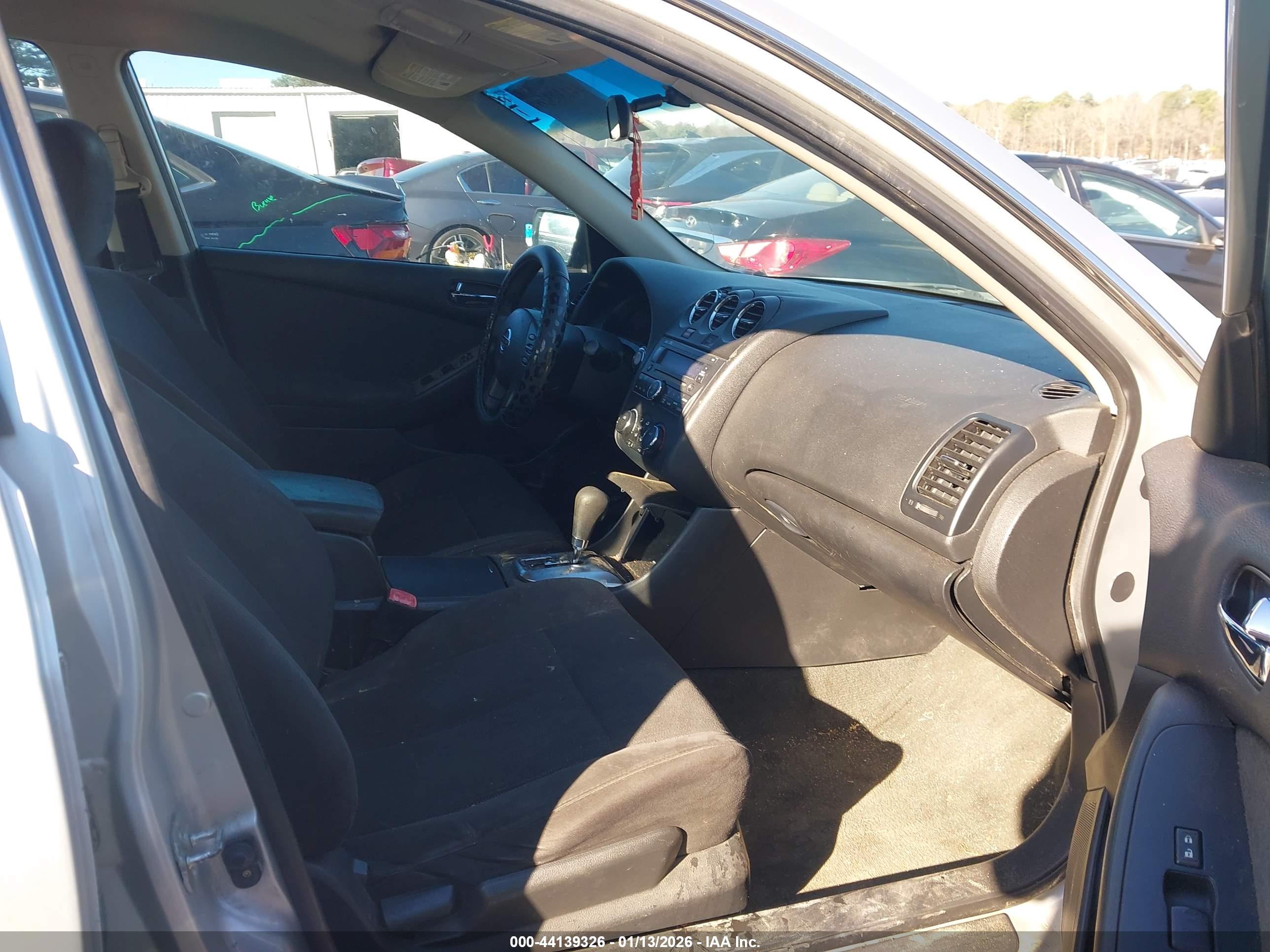 NISSAN ALTIMA image 5