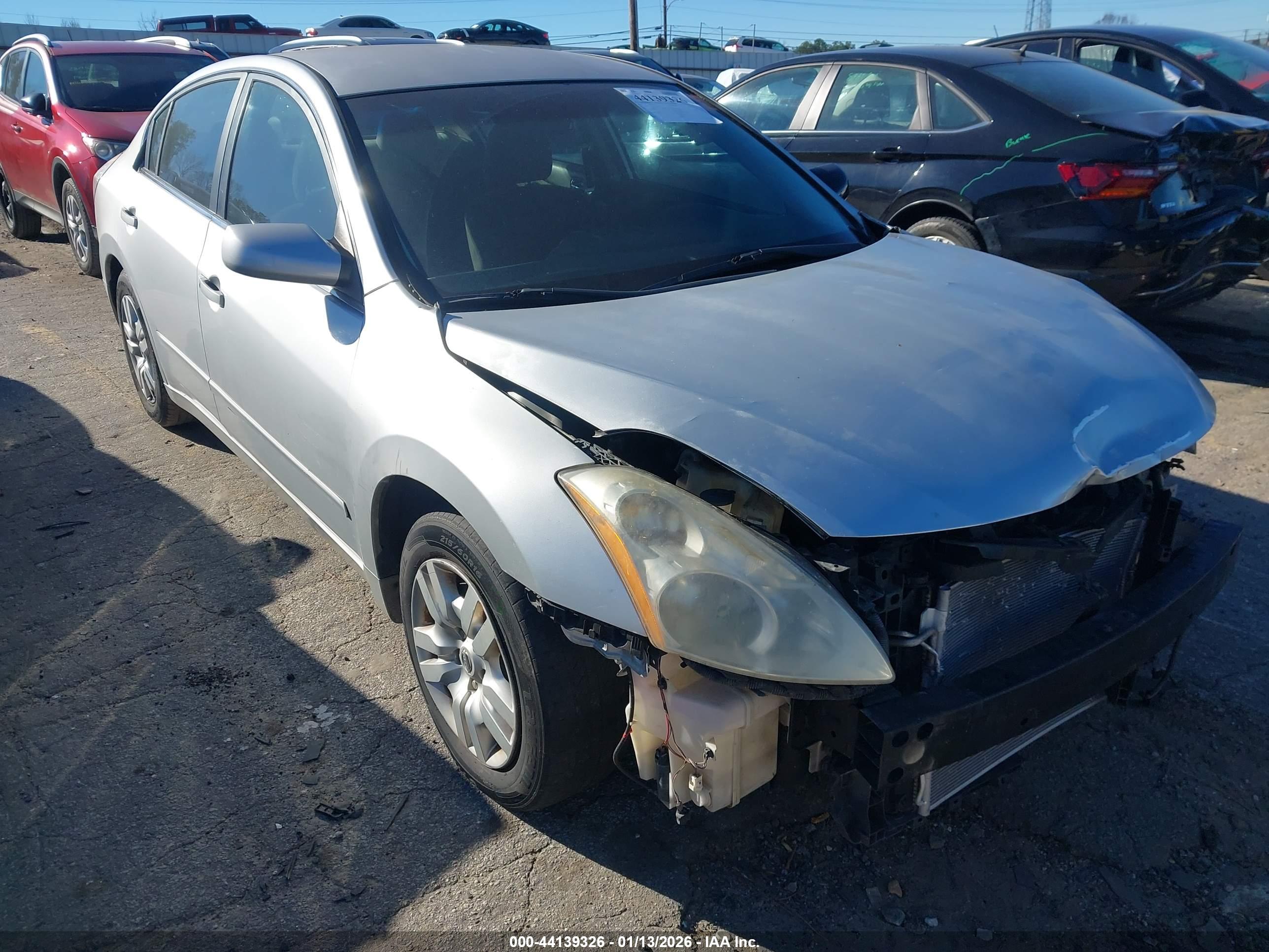 NISSAN ALTIMA image 6