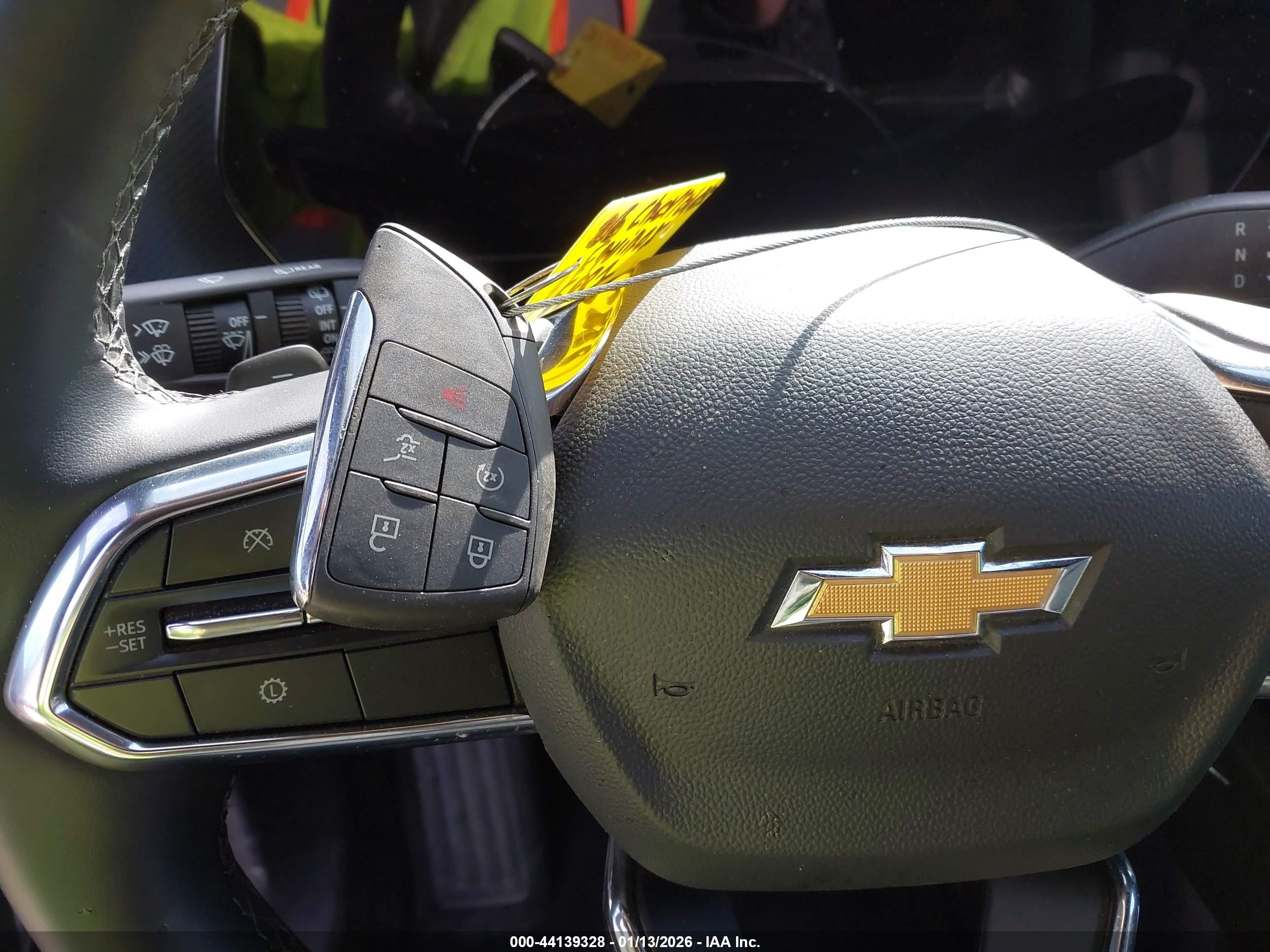 CHEVROLET EQUINOX image 11