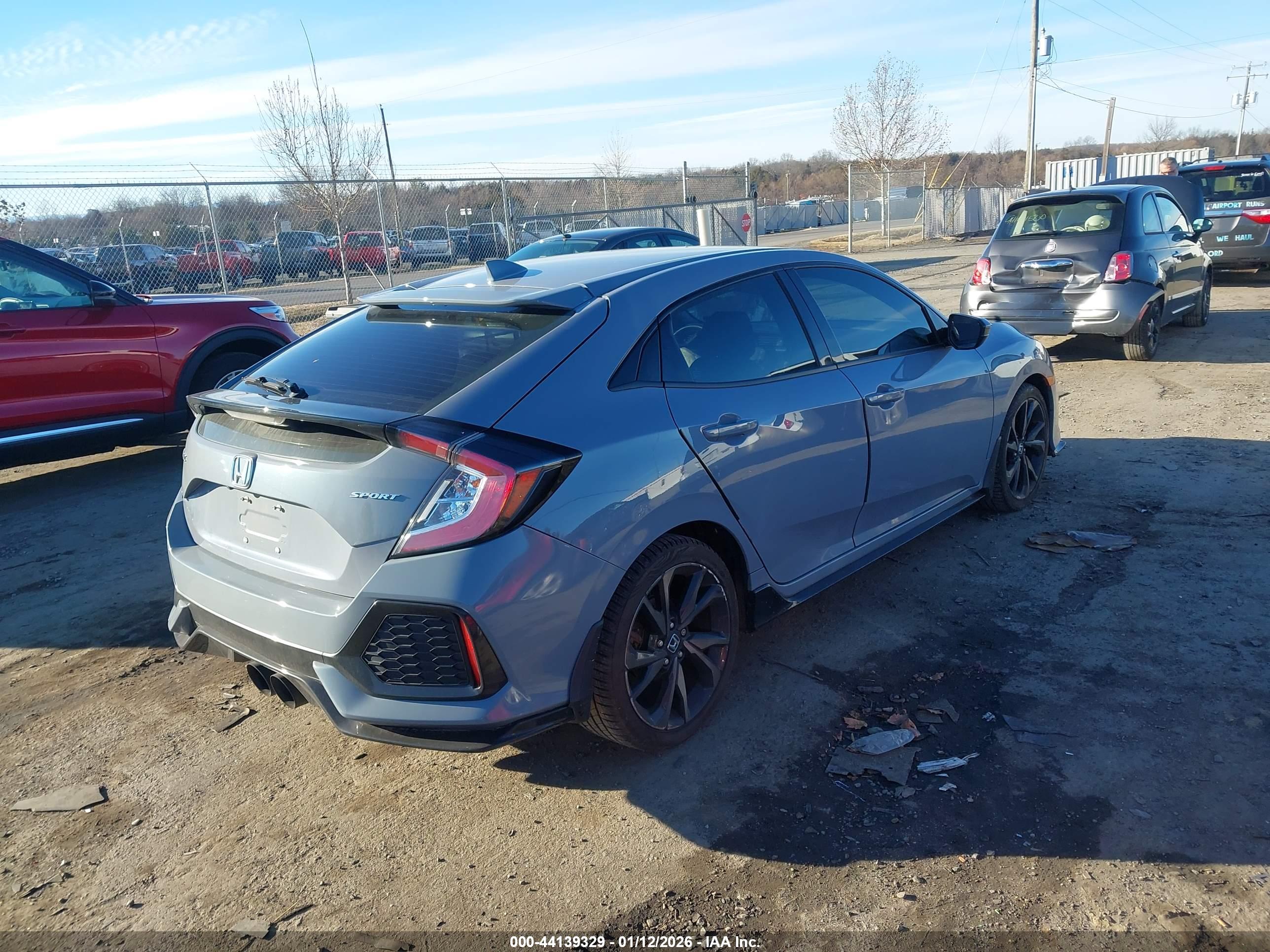 HONDA CIVIC image 4