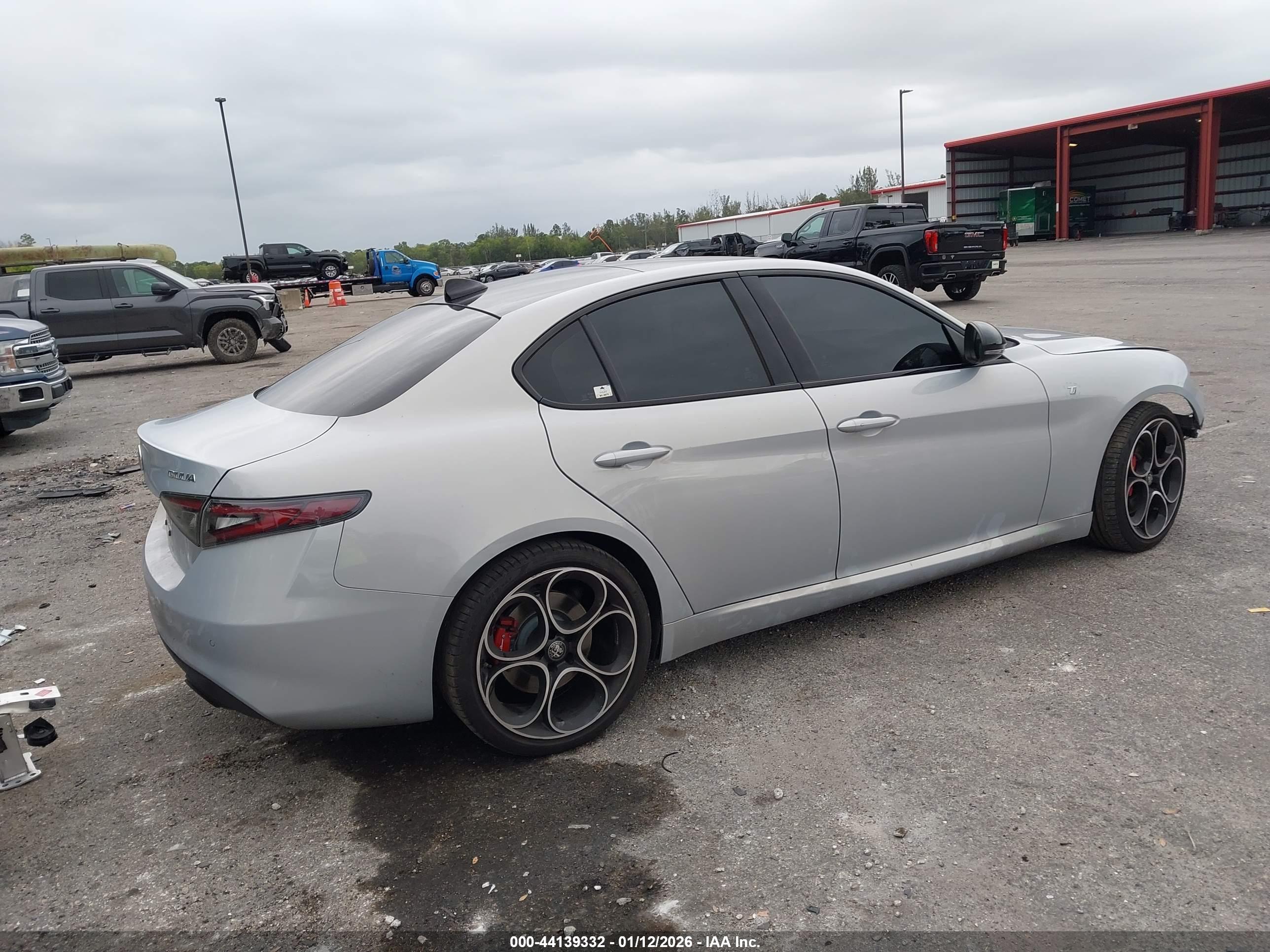 ALFA ROMEO image 4
