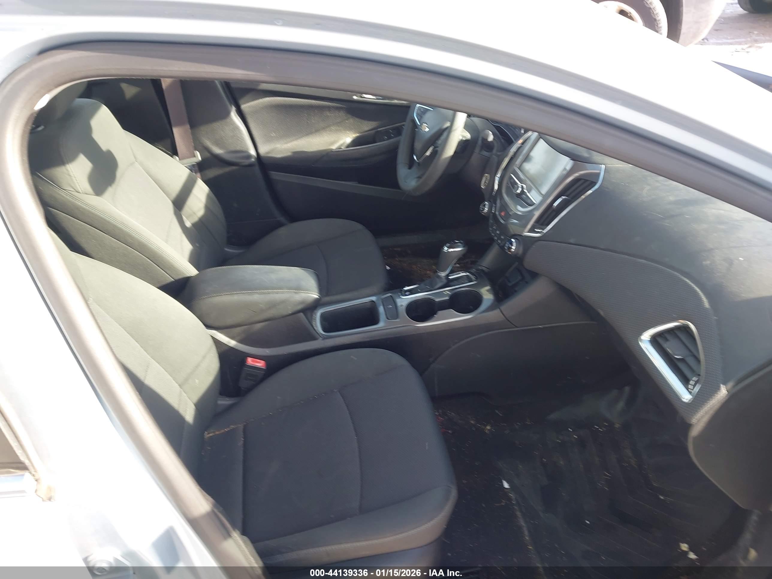 CHEVROLET CRUZE image 5