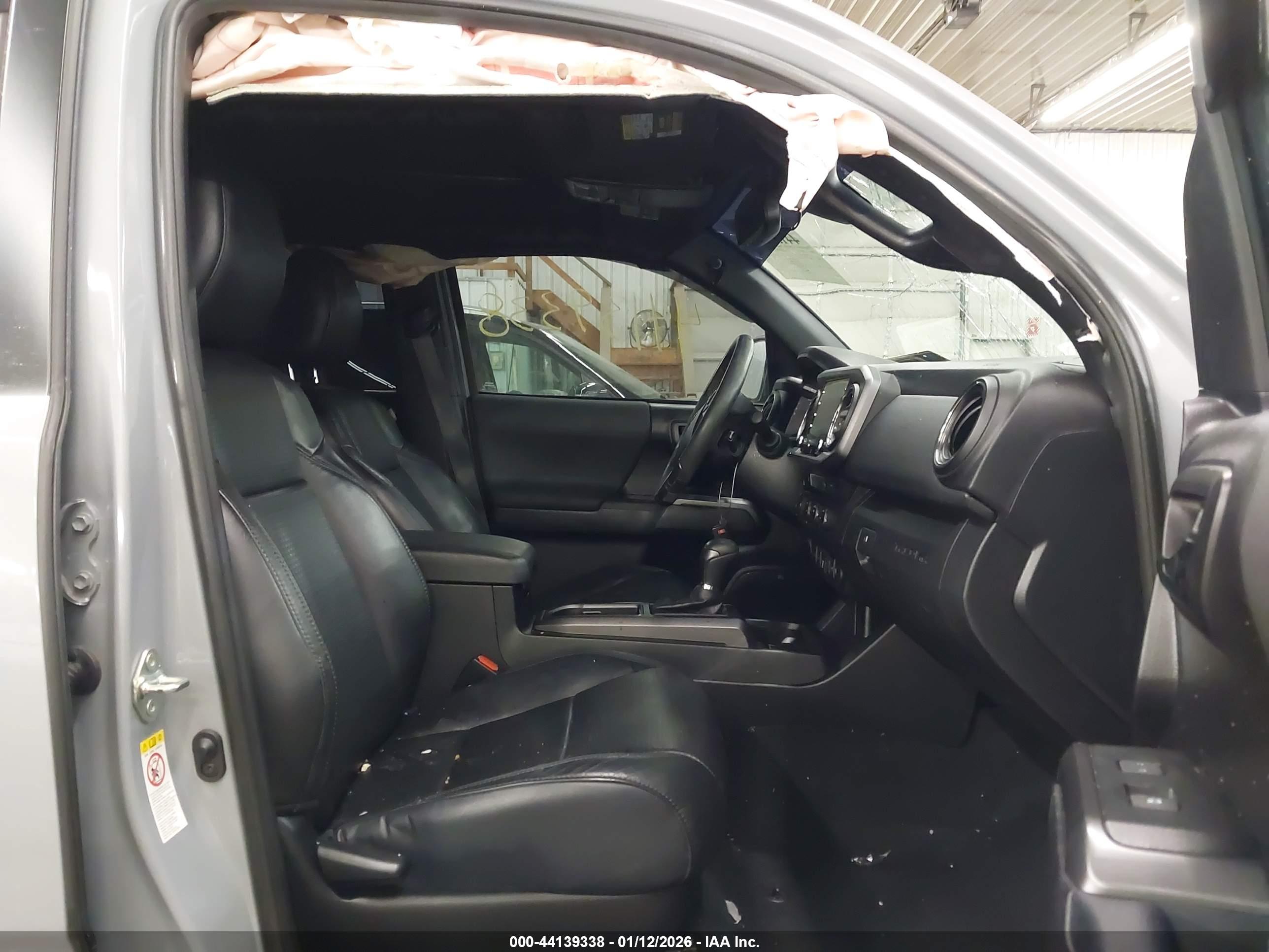 TOYOTA TACOMA image 5