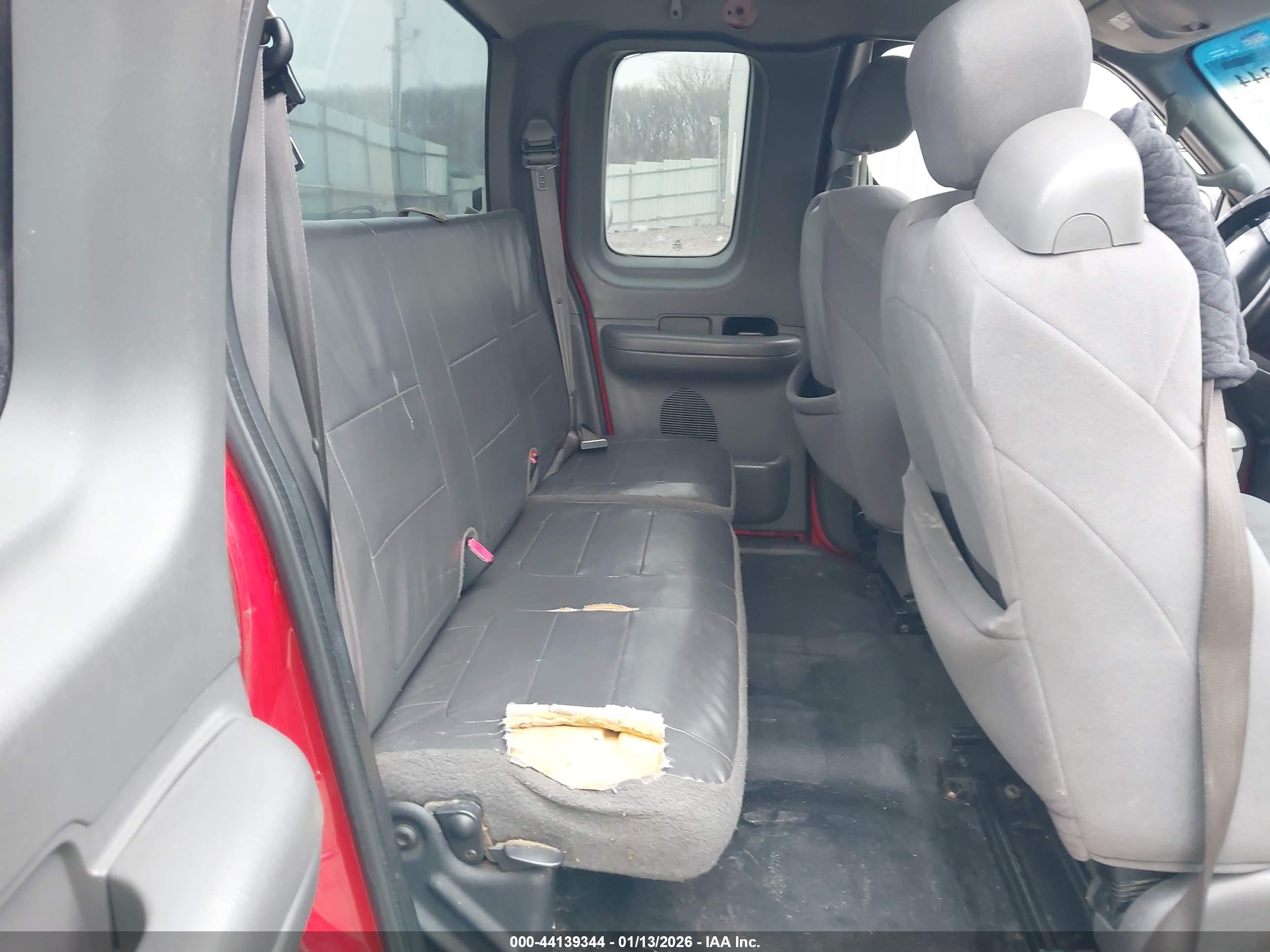 FORD F-150 image 8
