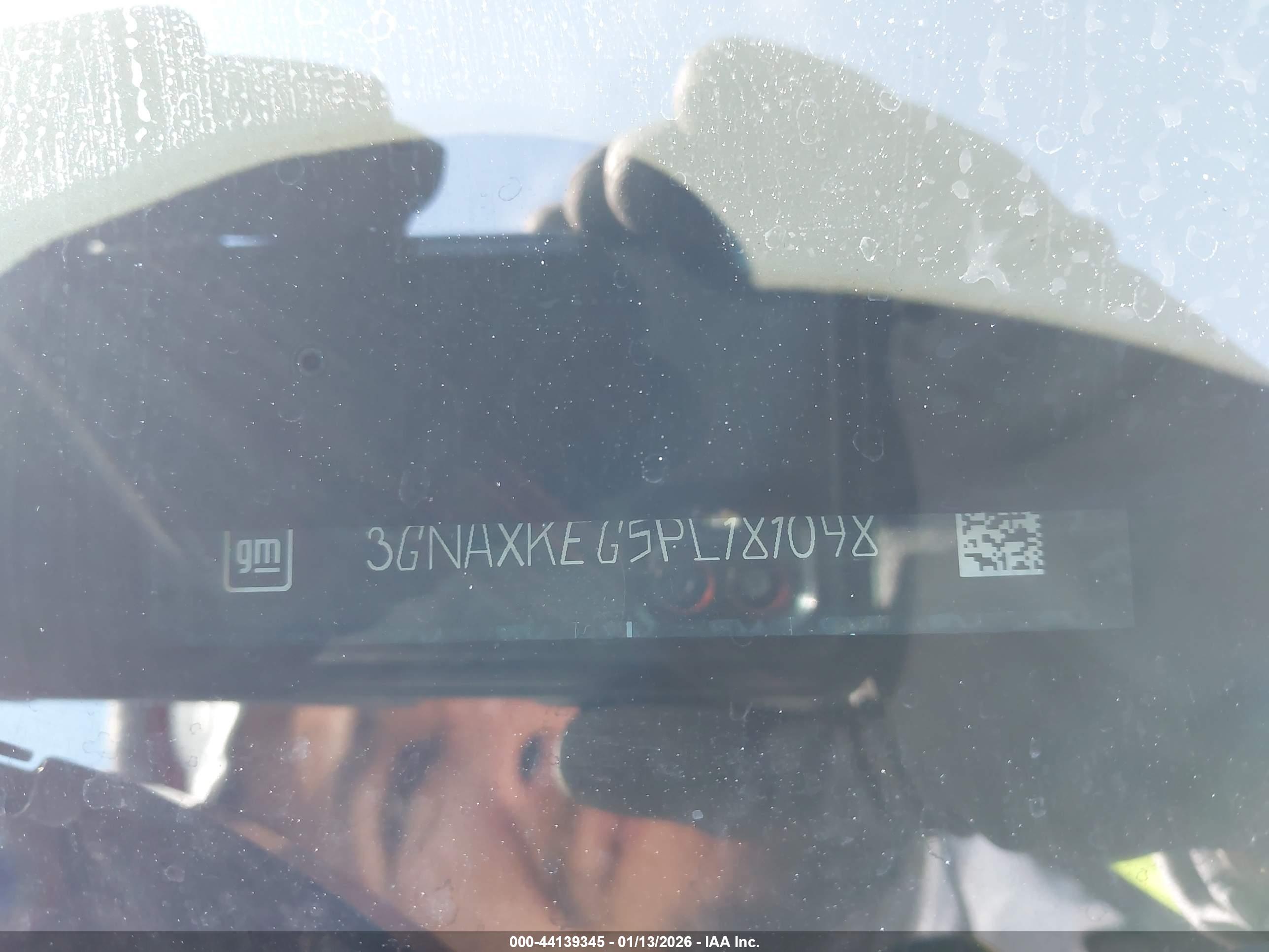 CHEVROLET EQUINOX image 9