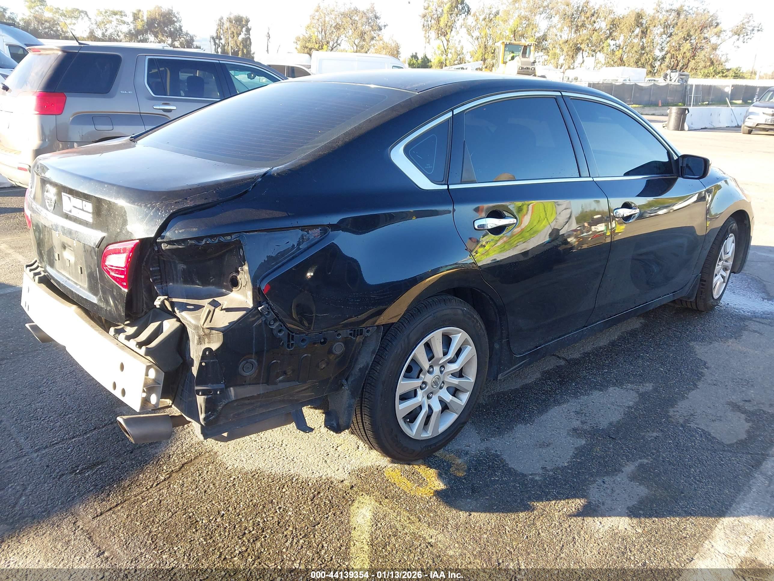 NISSAN ALTIMA image 4