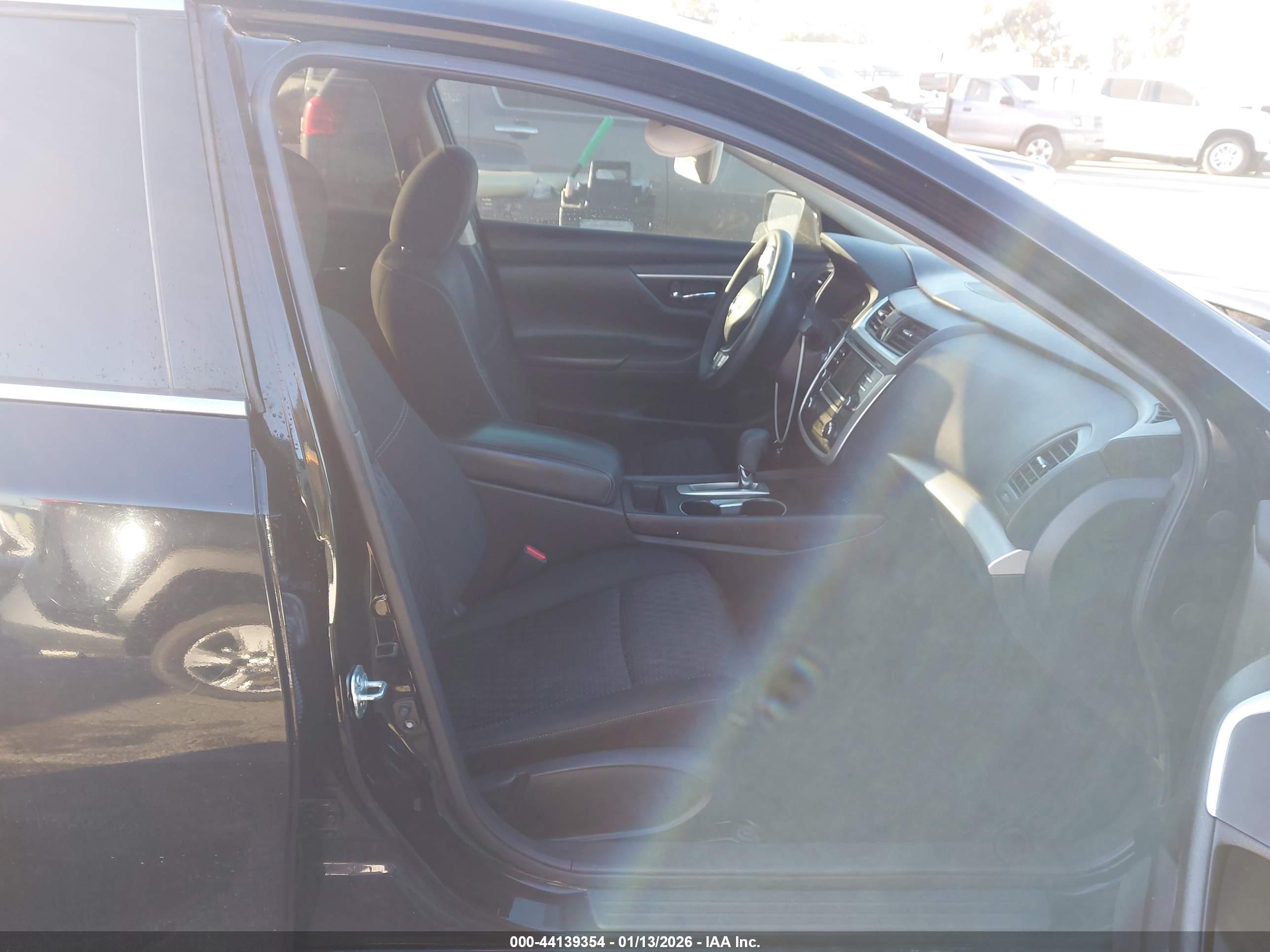 NISSAN ALTIMA image 5