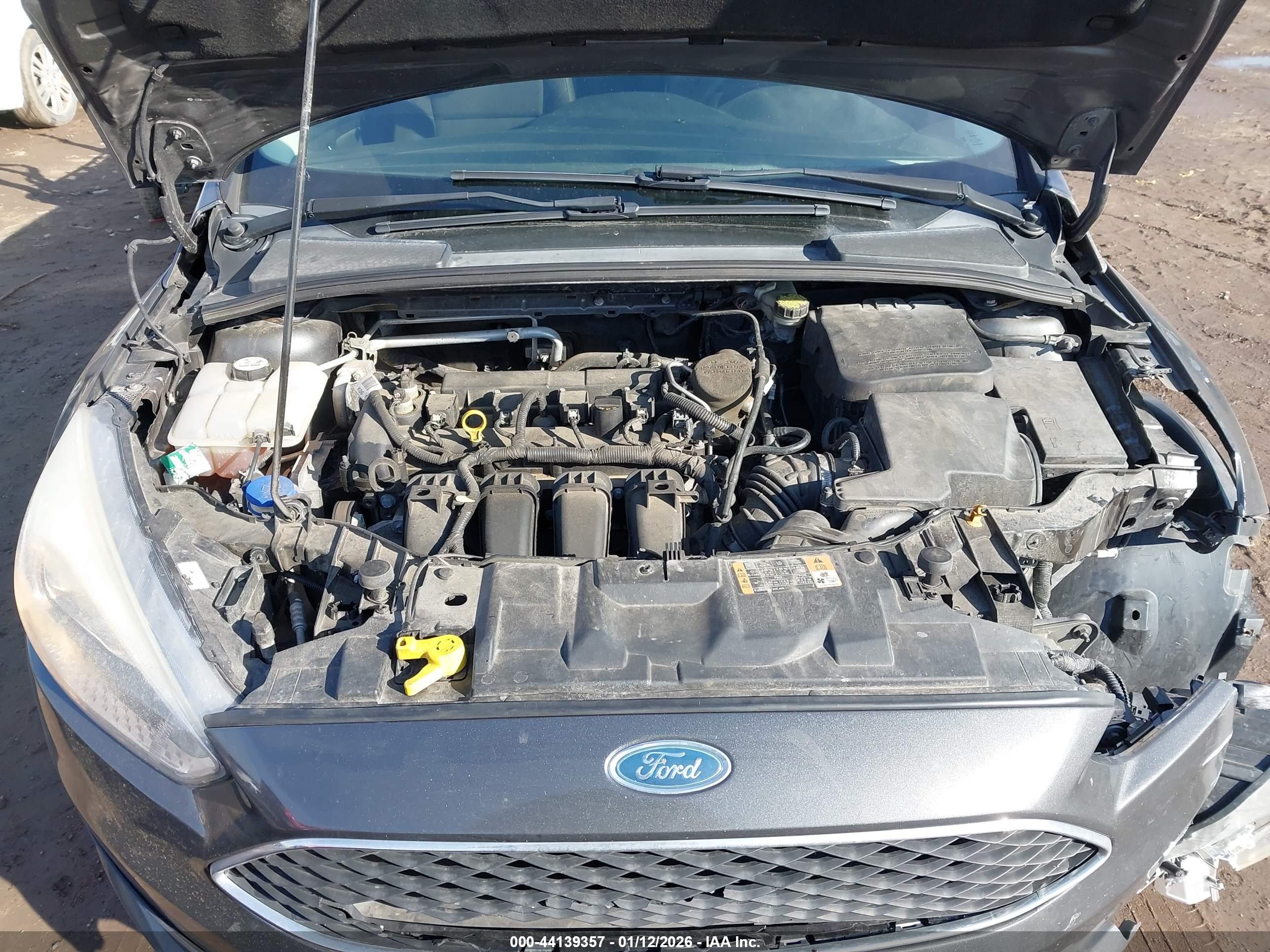 FORD FOCUS image 10